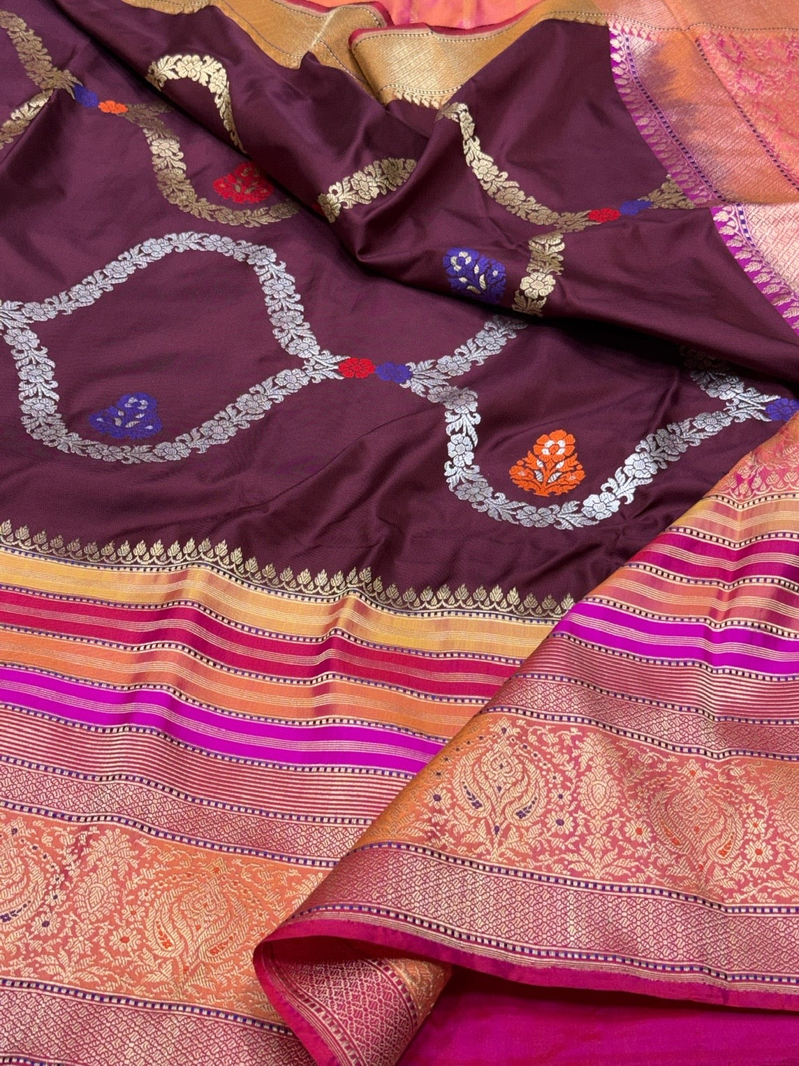 From Morning Puja to Evening Party: Saree Looks for Every Diwali Hour