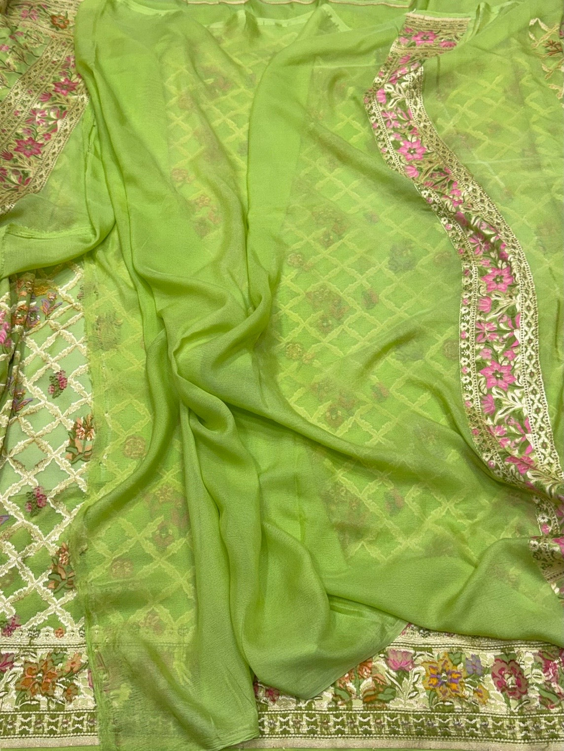 Pista Green Pure Banarasi Chiffon Georgette Saree