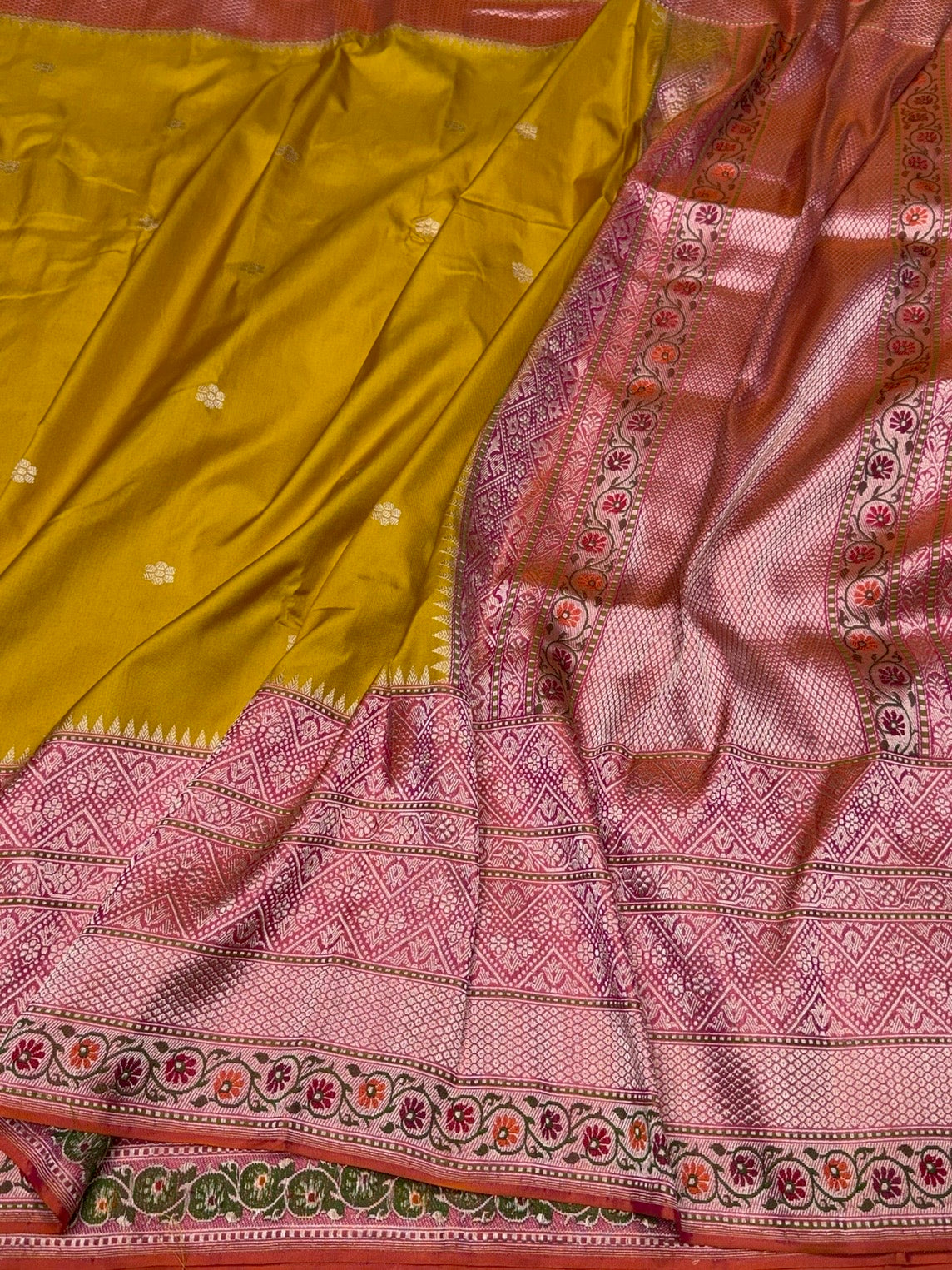 Mustard Yellow Handwoven Pure Banarasi Ektara Silk Saree – Luxury Kadwa Weave