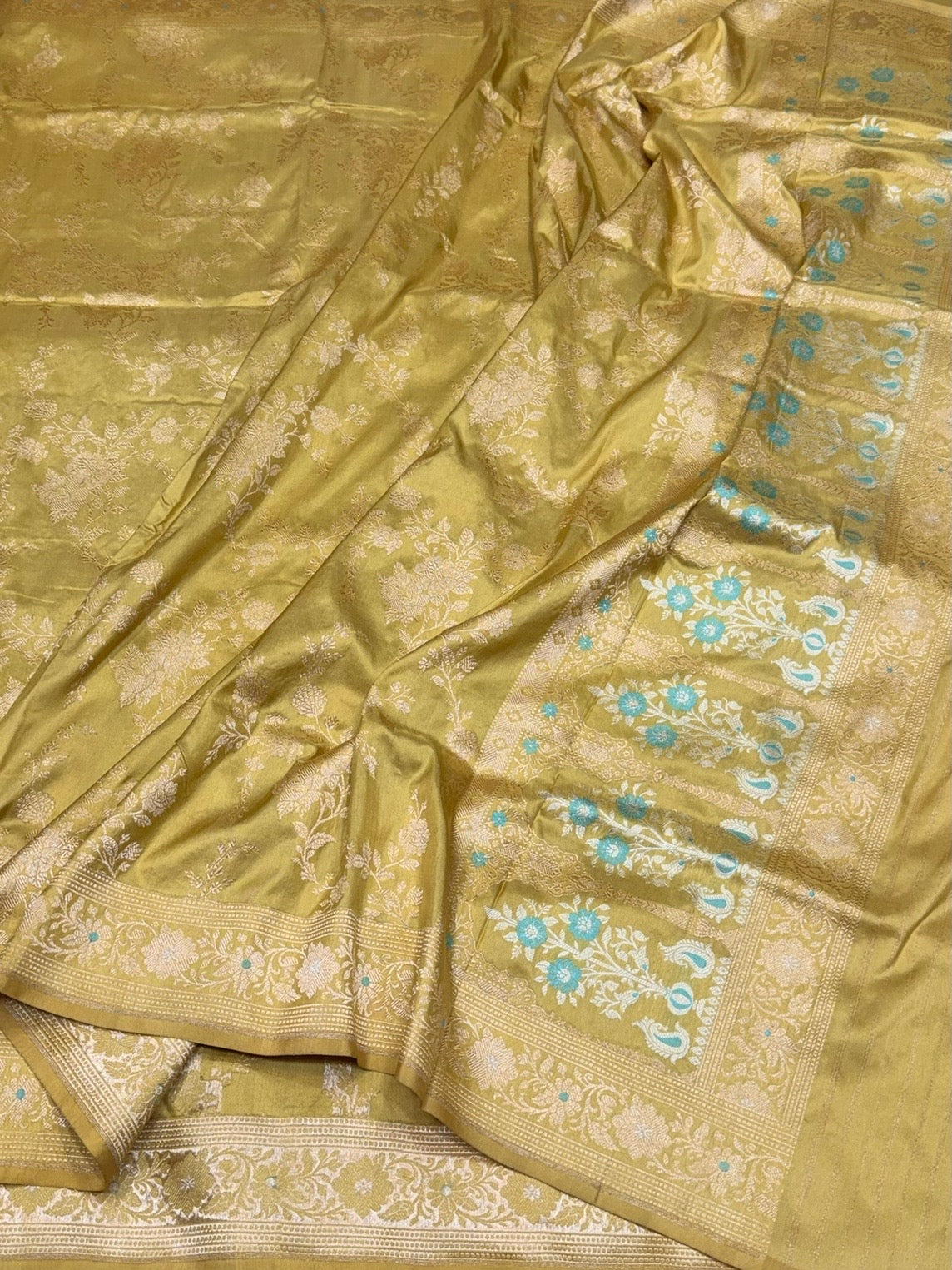 Lemon Yellow Handwoven Pure Banarasi Silk Saree