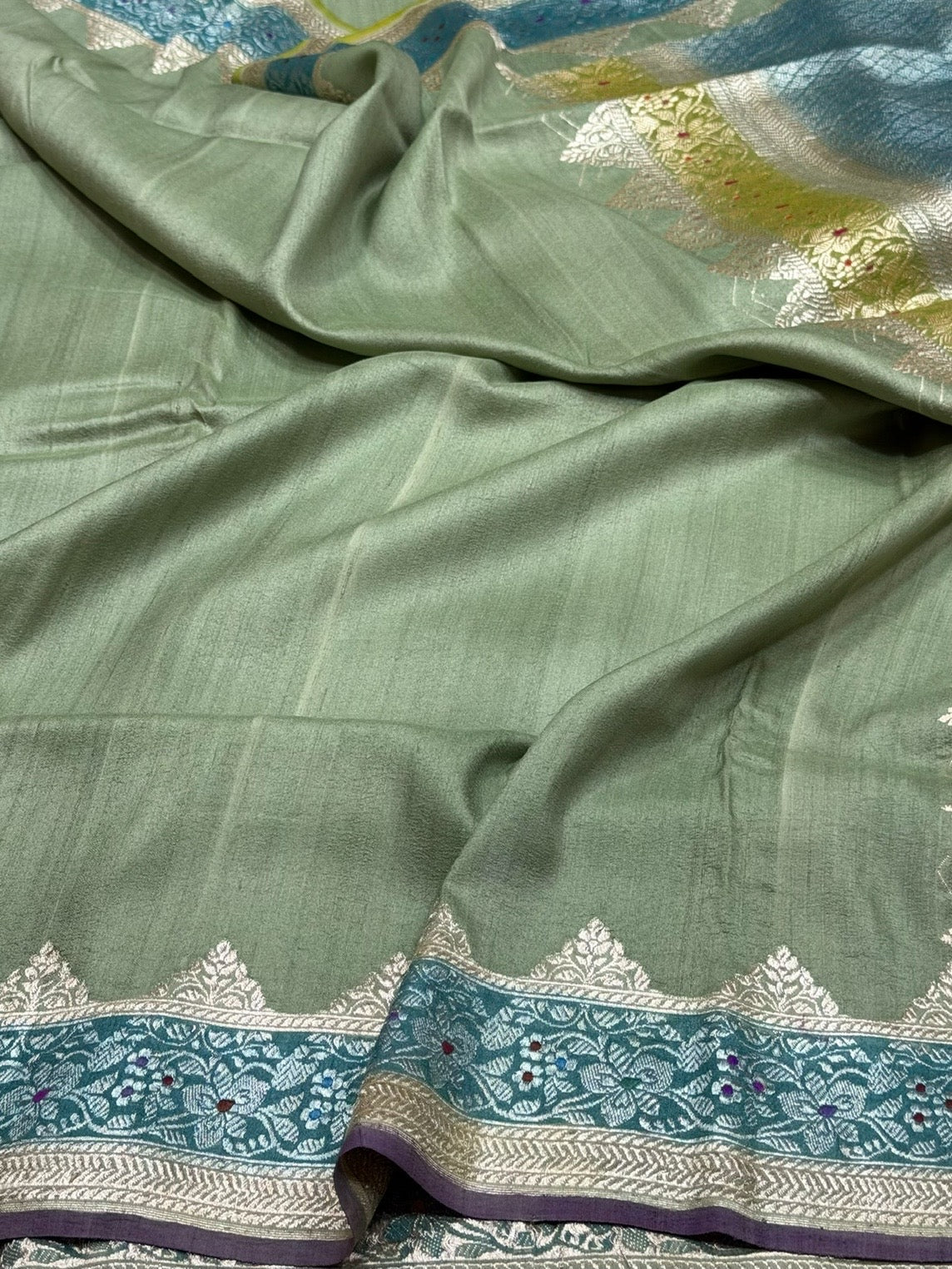 Pista Green Handwoven Pure Tussar Georgette Saree