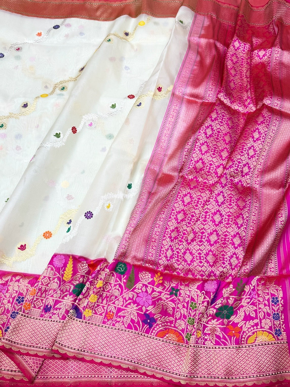 White Handwoven Pure Banarasi Organza Silk Saree