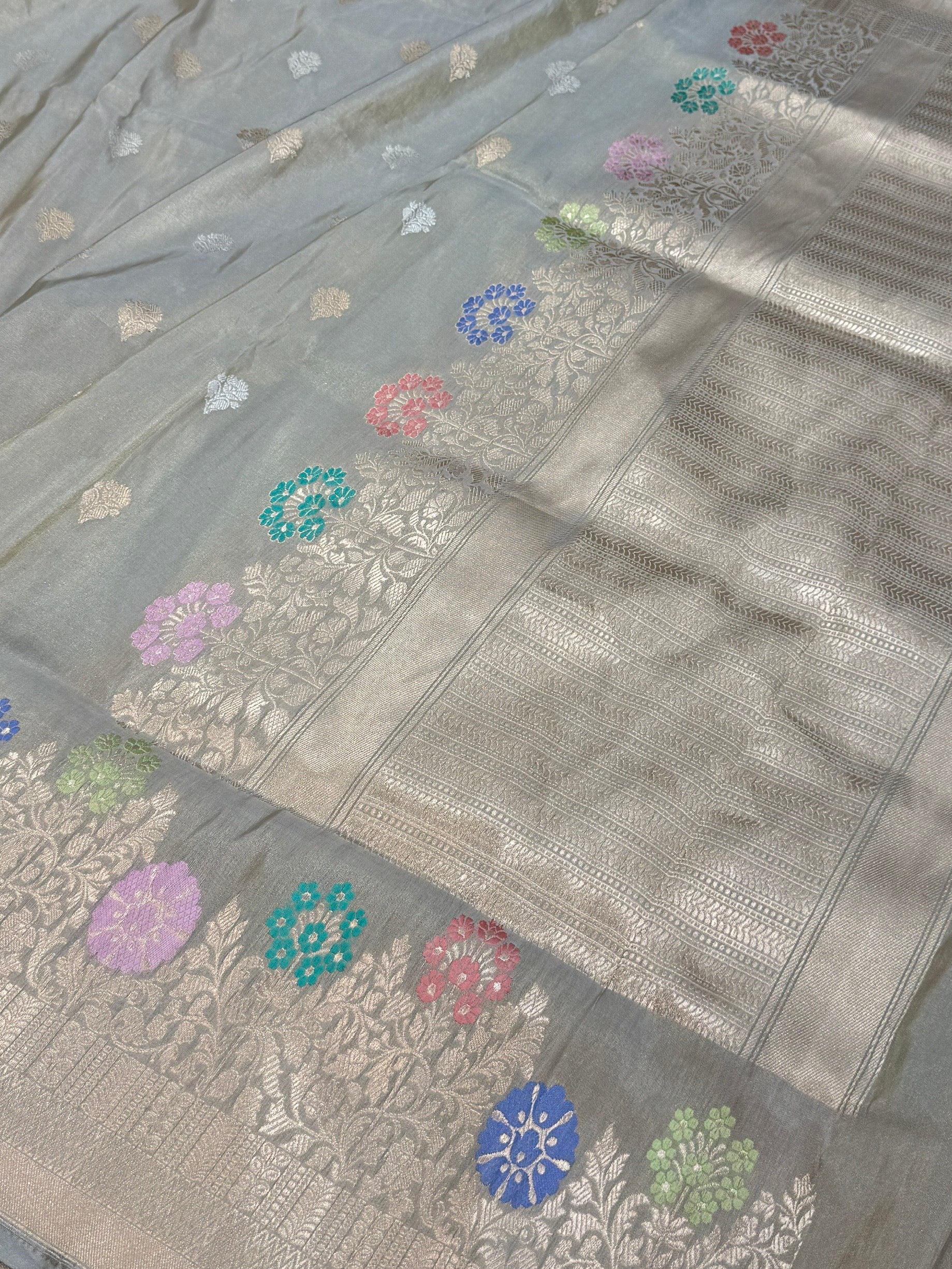 Ash Grey Handwoven Pure Banarasi Tissue Saree