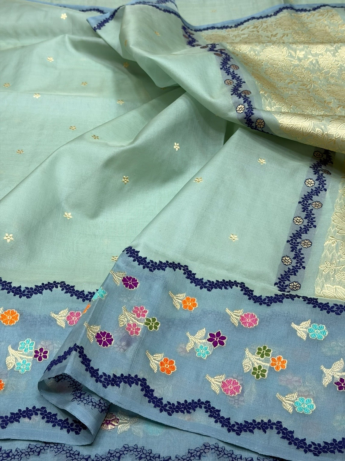 Pista Green Handwoven Pure Organza Silk Saree