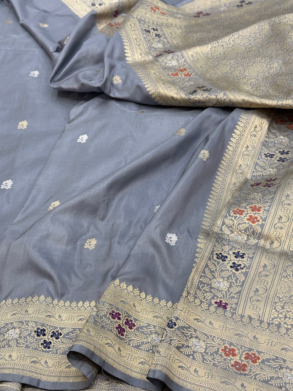 Handwoven Pure Banarasi Silk Saree