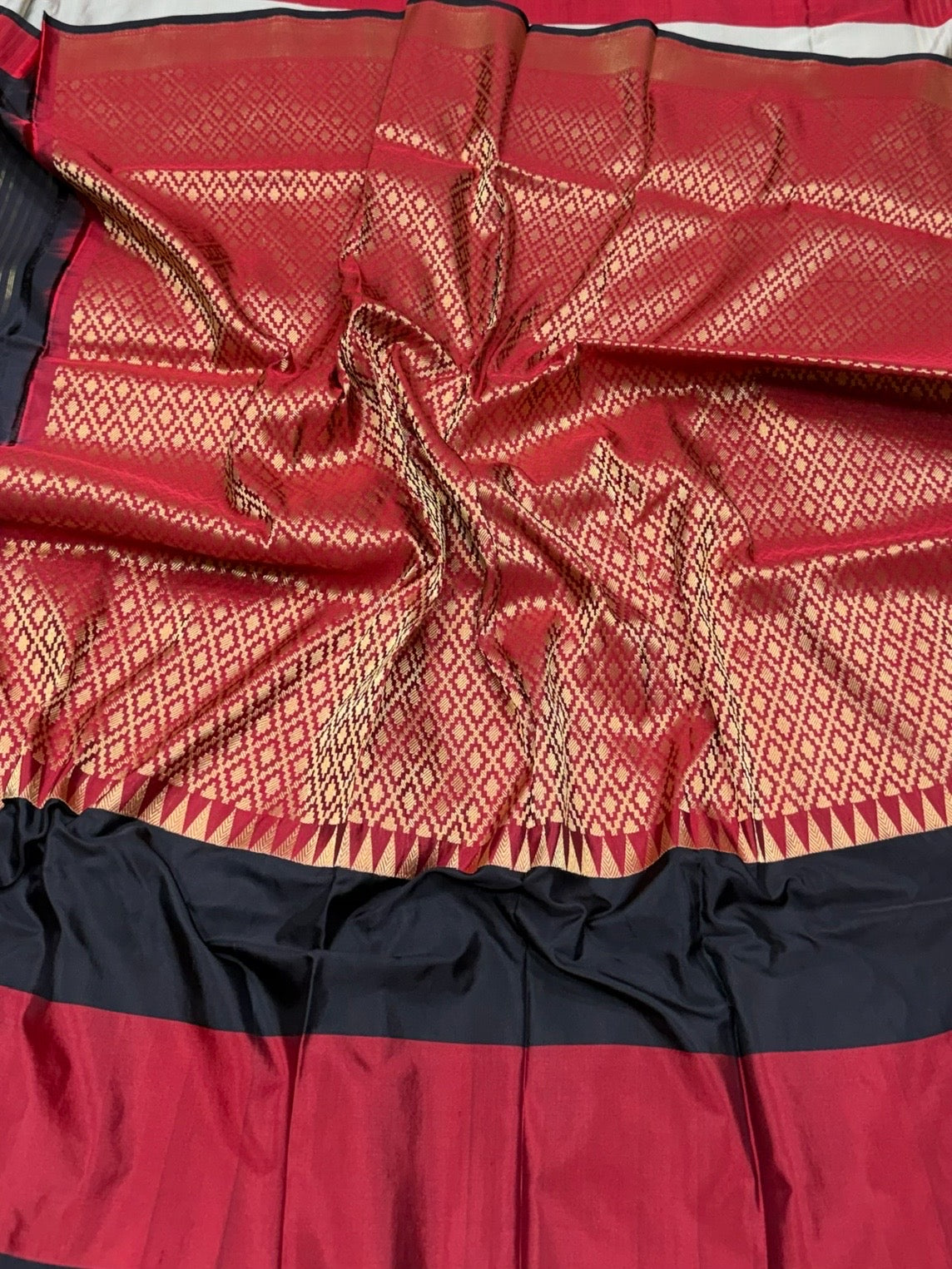 Grey Handwoven Pure Banarasi Katan Silk Saree