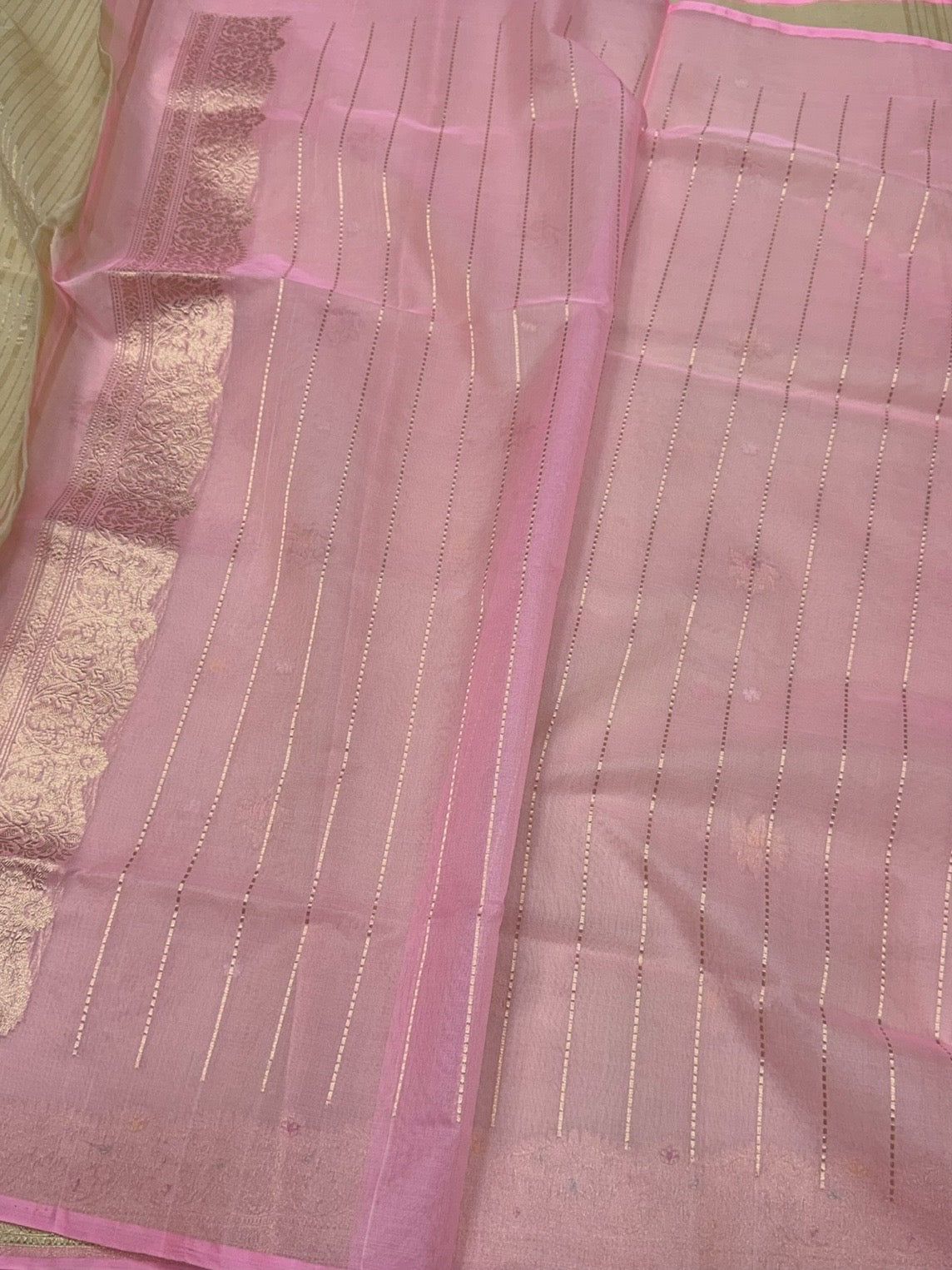 Ivory Handwoven Pure Banarasi Organza Silk Saree