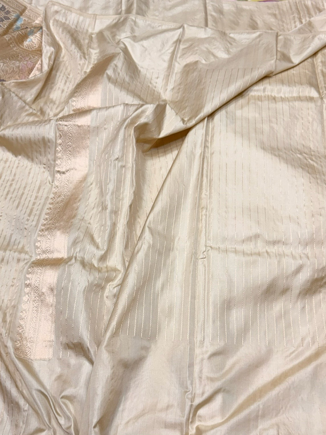 Cream Handwoven Pure Banarasi Ektara Silk Saree