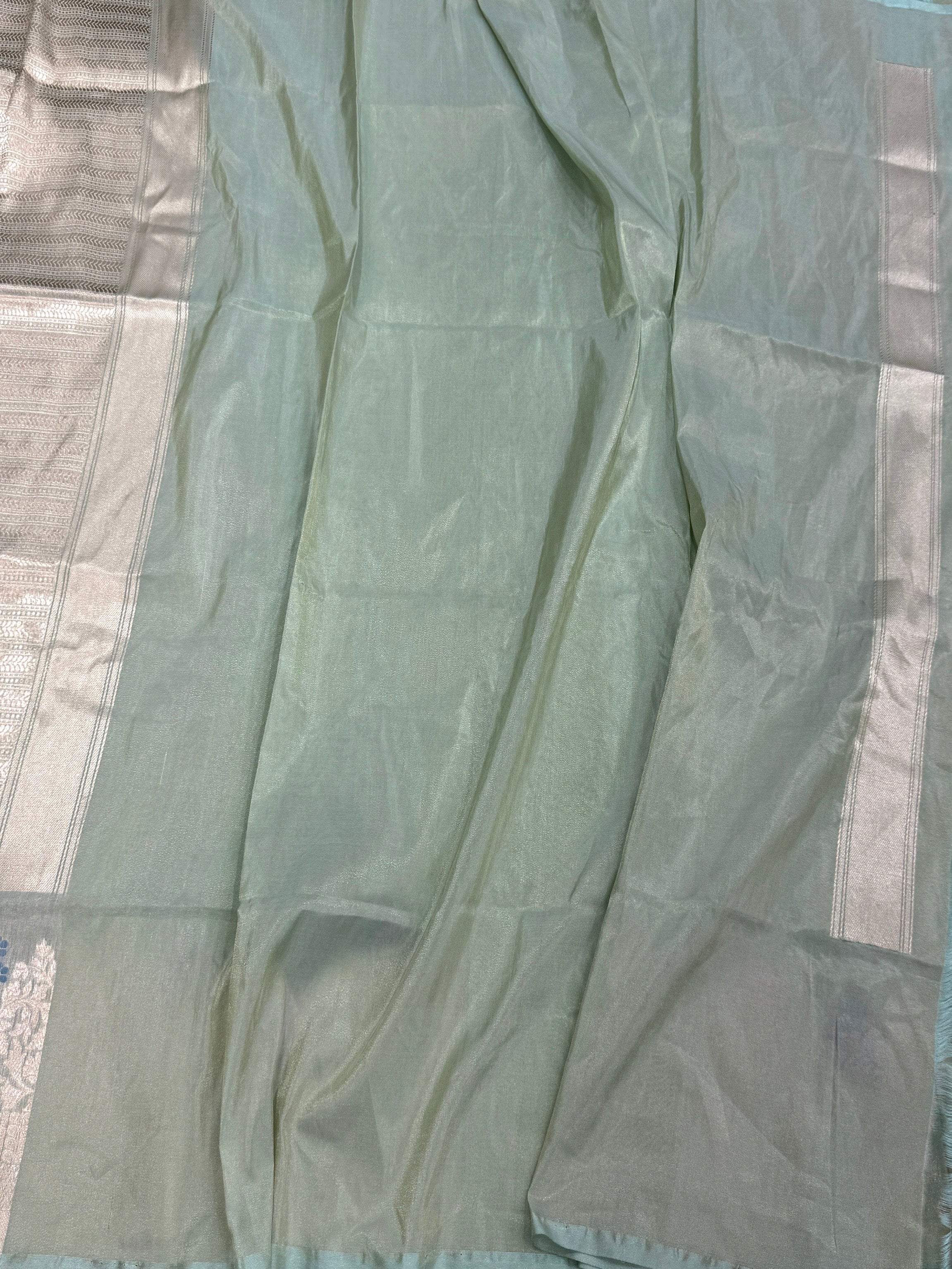 Pastel Mint Green Handwoven Pure Banarasi Tissue Silk Saree – Kadwa Weave | Lightweight Katan-Tissue Silk | Modern Skirt Design