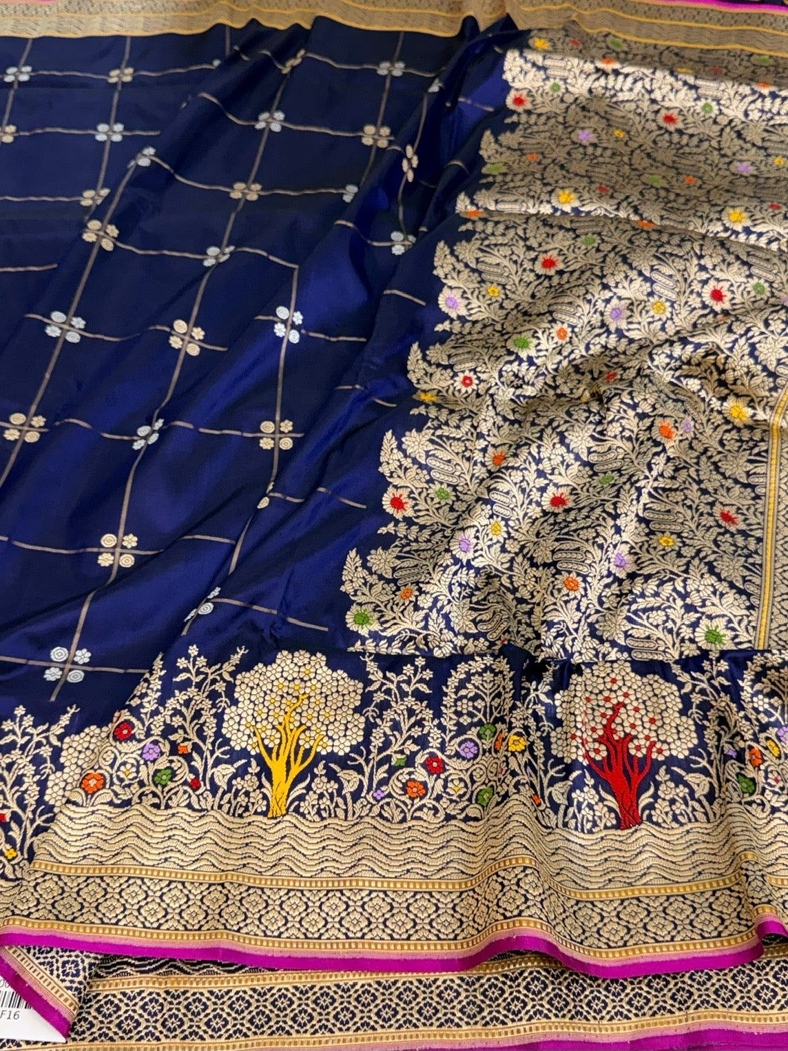 Neavy Blue Handwoven Pure Banarasi Katan Silk Saree