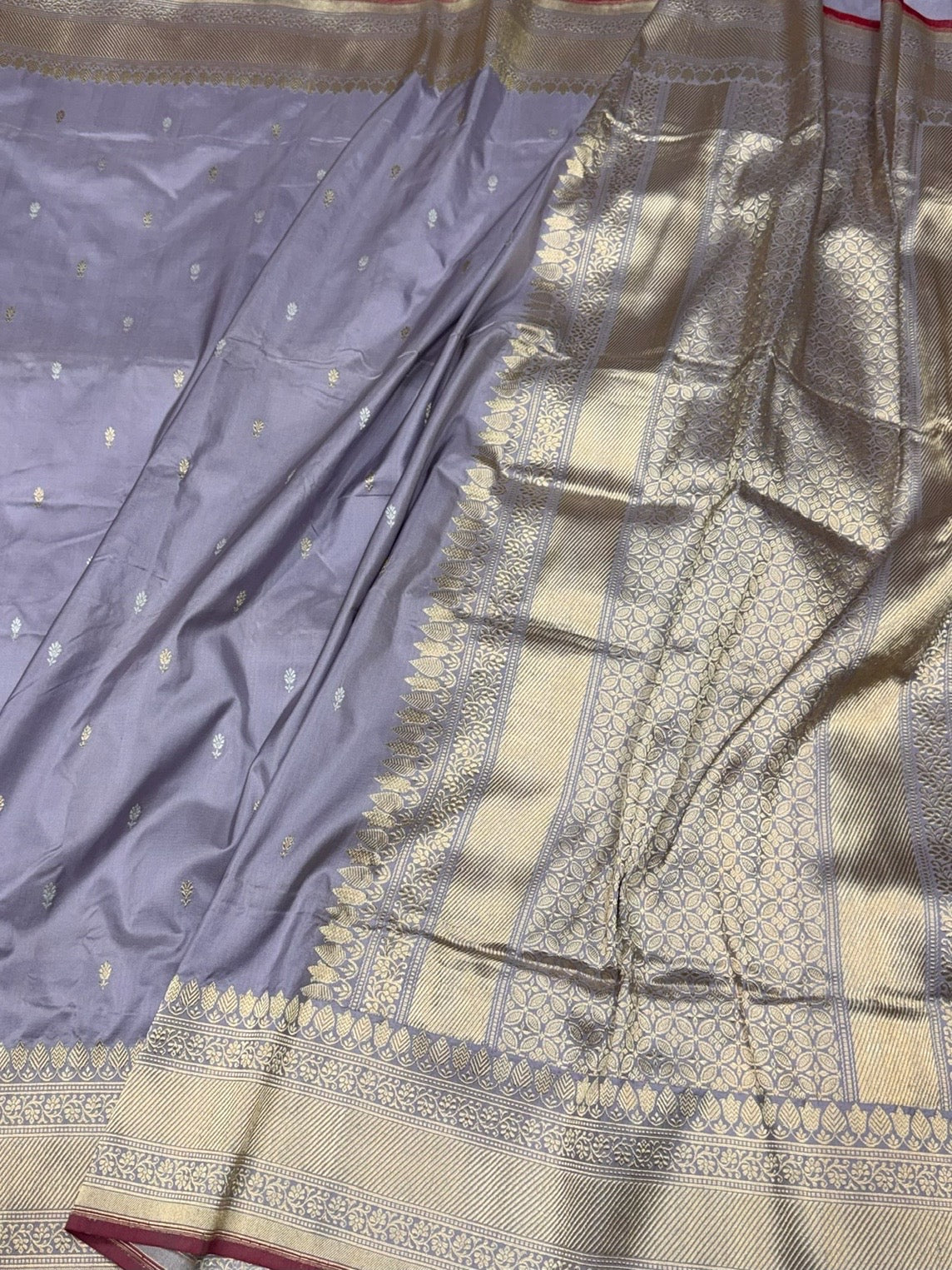 Dusty Lavender Handwoven Pure Banarasi Silk Saree