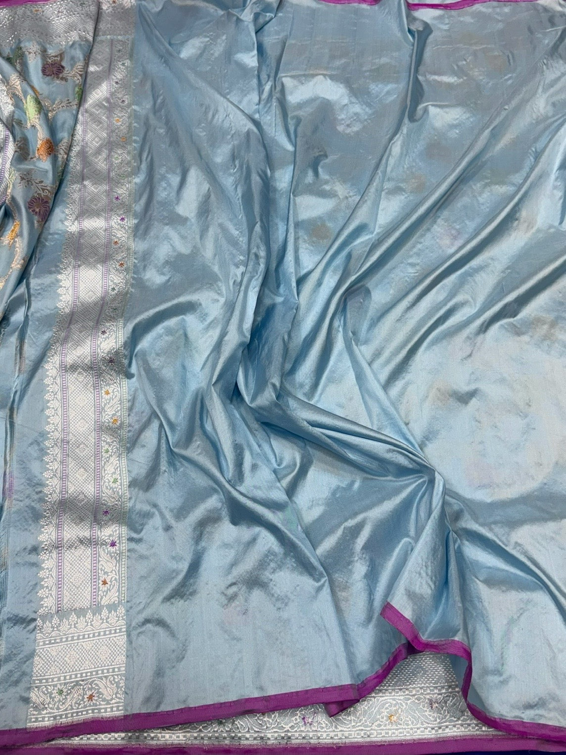 Powder Blue Handwoven Pure Banarasi Katan Silk Saree – Authentic Kadwa Weave