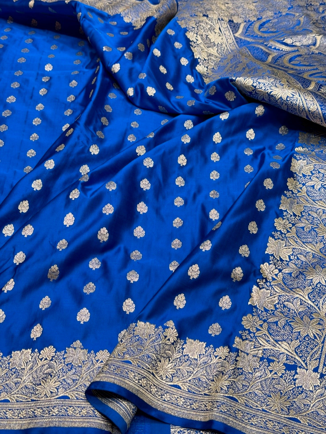 Royal Blue Vintage Banarasi Pure Satin Silk Brocade Saree – Luxury Cutwork Wedding & Festive Saree