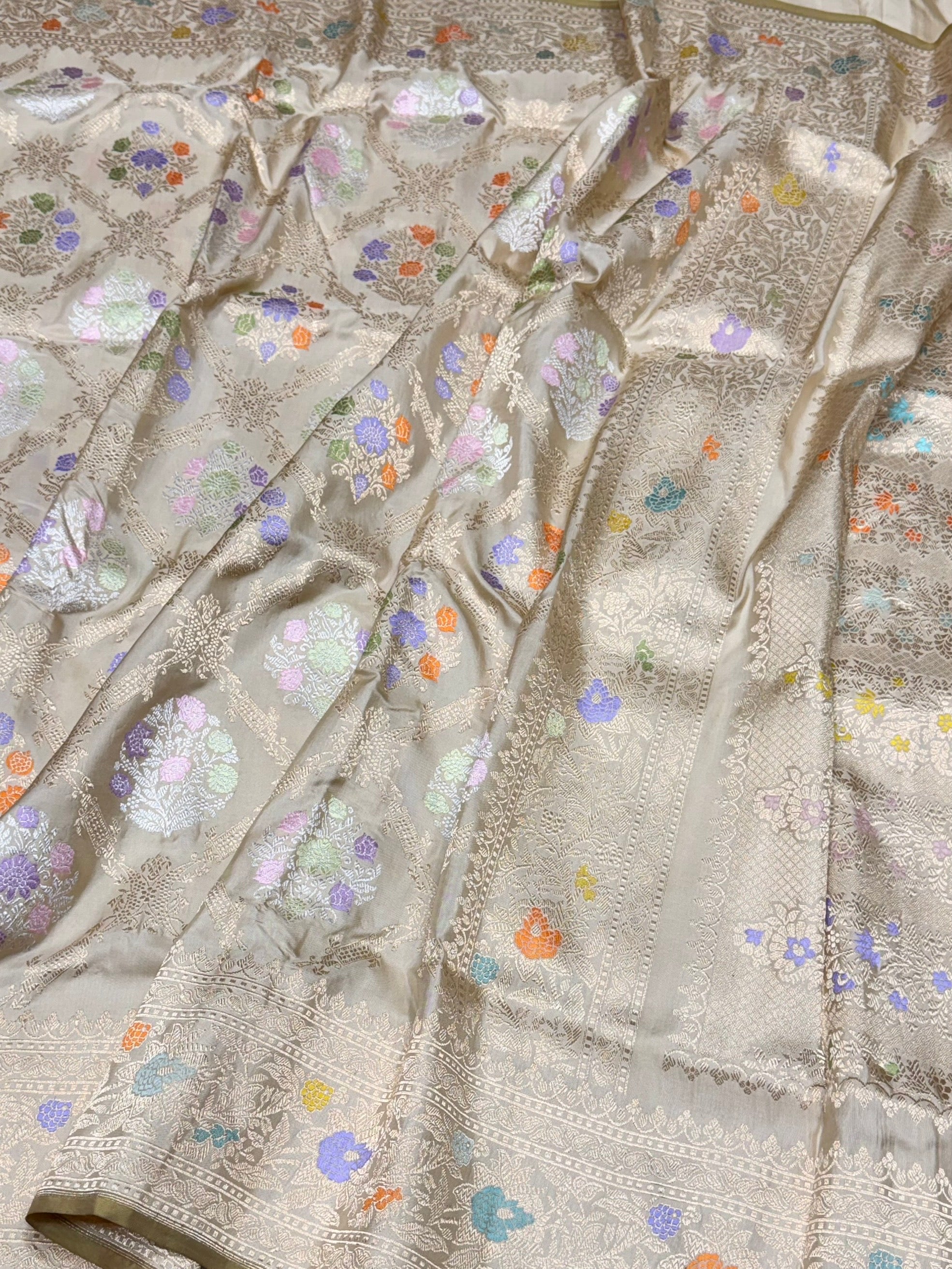 Ivory Handwoven Banarasi Pure Silk Saree