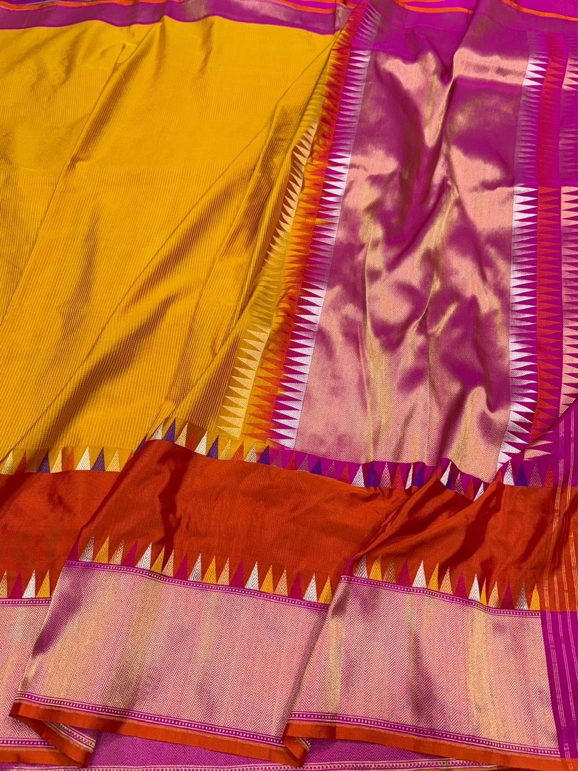 Yellow Handwoven Pure Banarasi Ektara Silk Saree