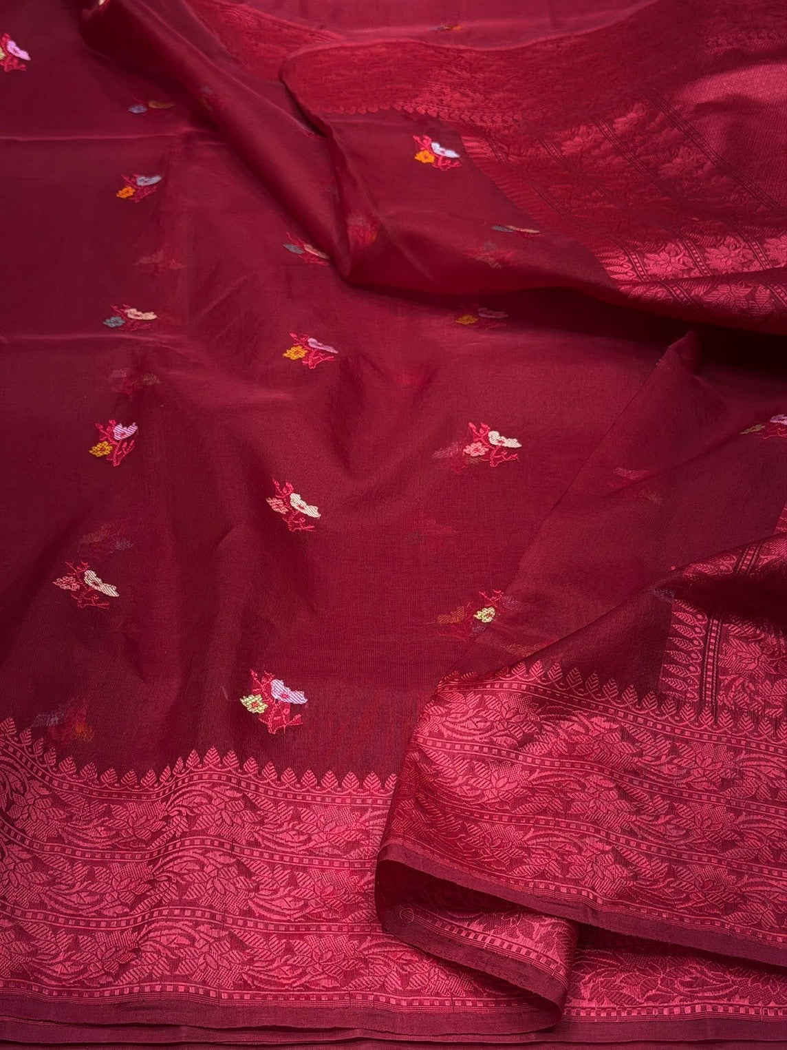 Red Handwoven Pure Banarasi Organza Silk Saree