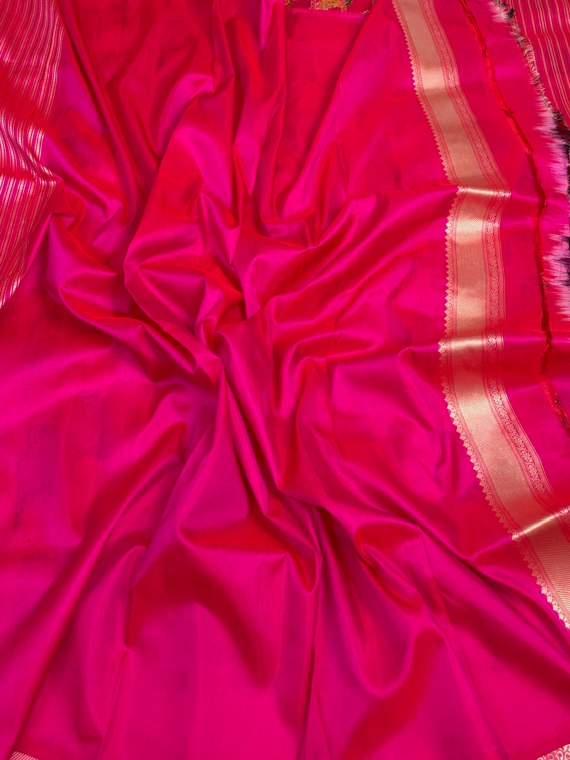 Rani Pink Rangkaat Banarasi Pure Katan Silk Saree
