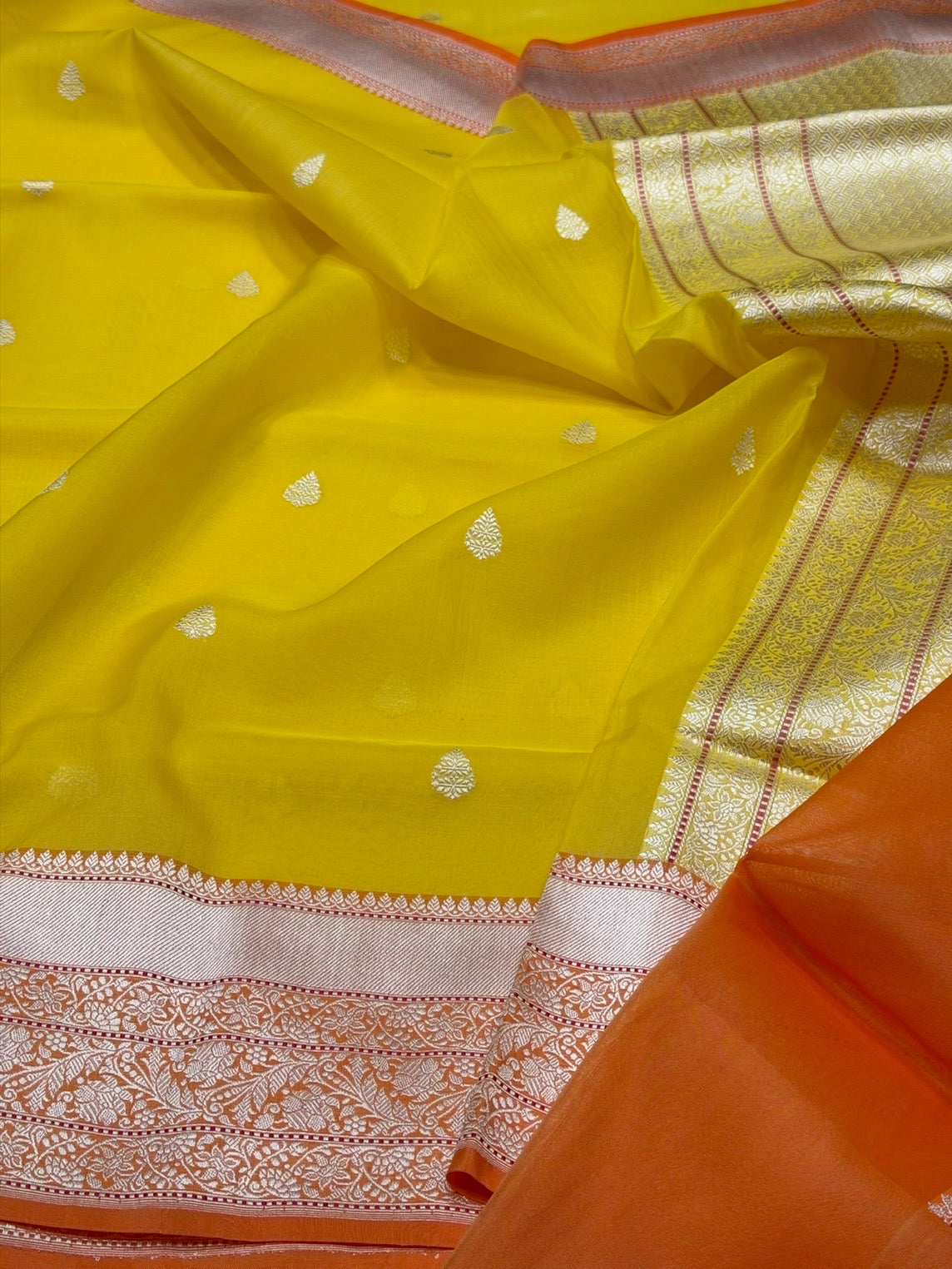 Yellow Handwoven Pure Organza Silk Saree