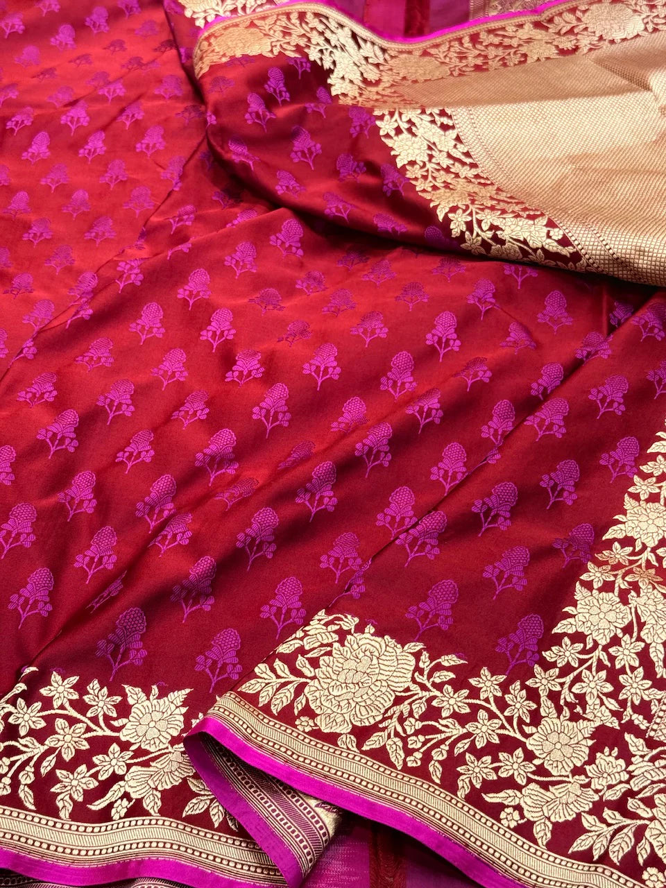 Rose Border Handwoven Pure Banarasi Satin Tanchoi Silk Saree
