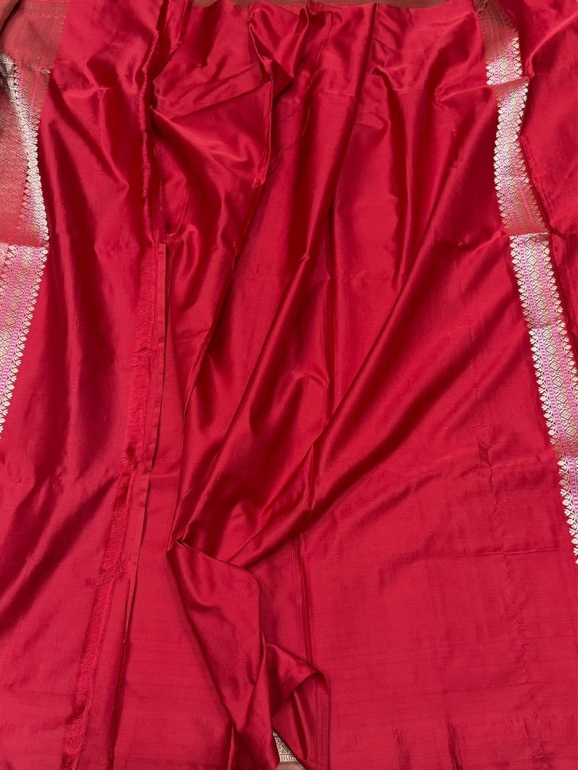 Red Handwoven Banarasi Satin Tanchoi Brocade Saree