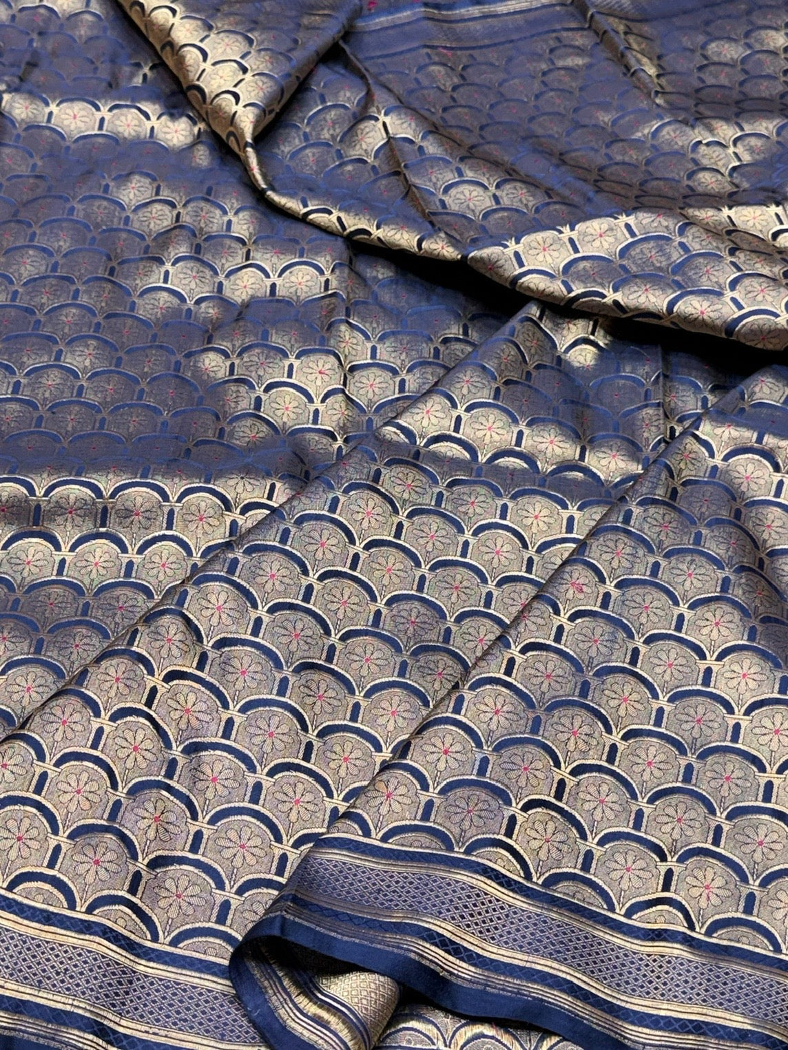 Navy Blue Handwoven Pure Banarasi Satin Tanchoi Silk Saree