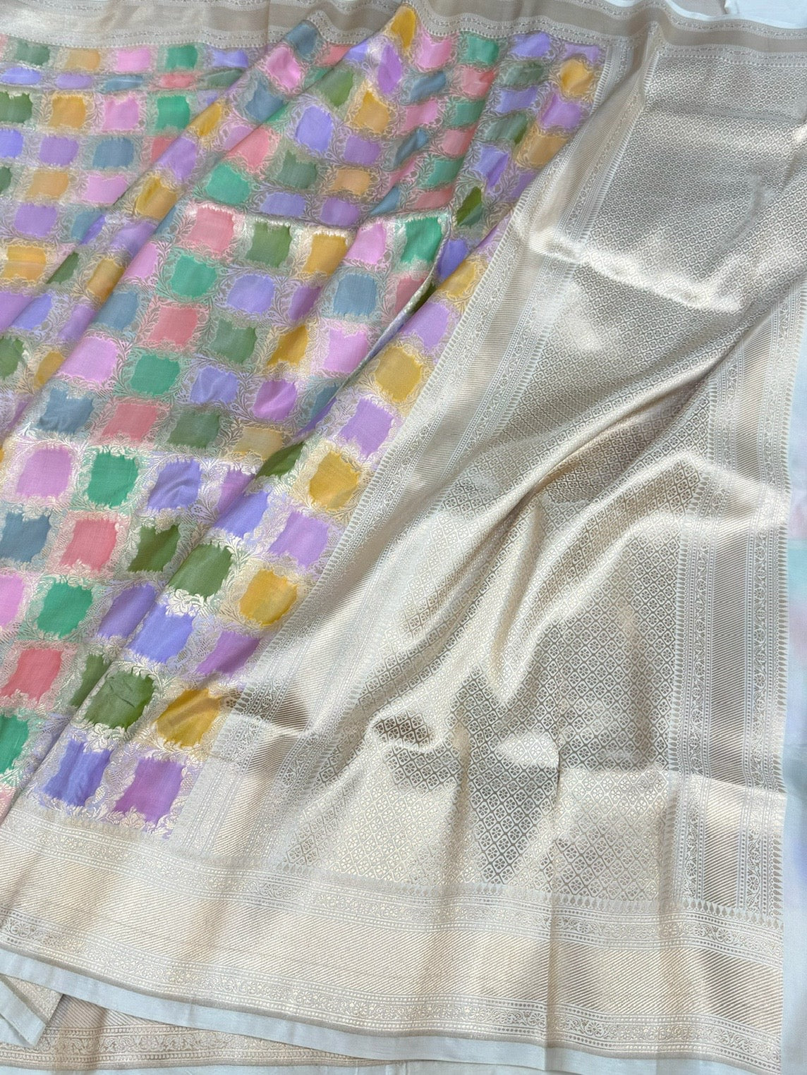 Ivory Rangkaat Banarasi Pure Katan Silk Saree