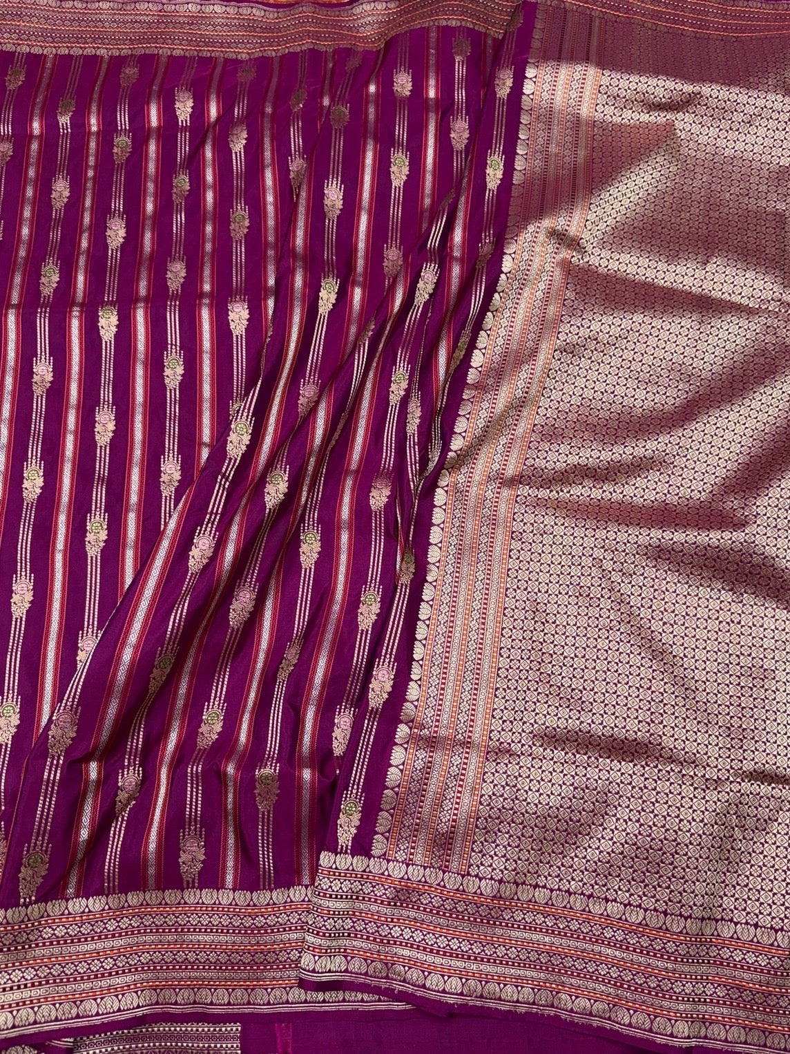 Magenta Pink Handwoven Pure Banarasi Silk Saree