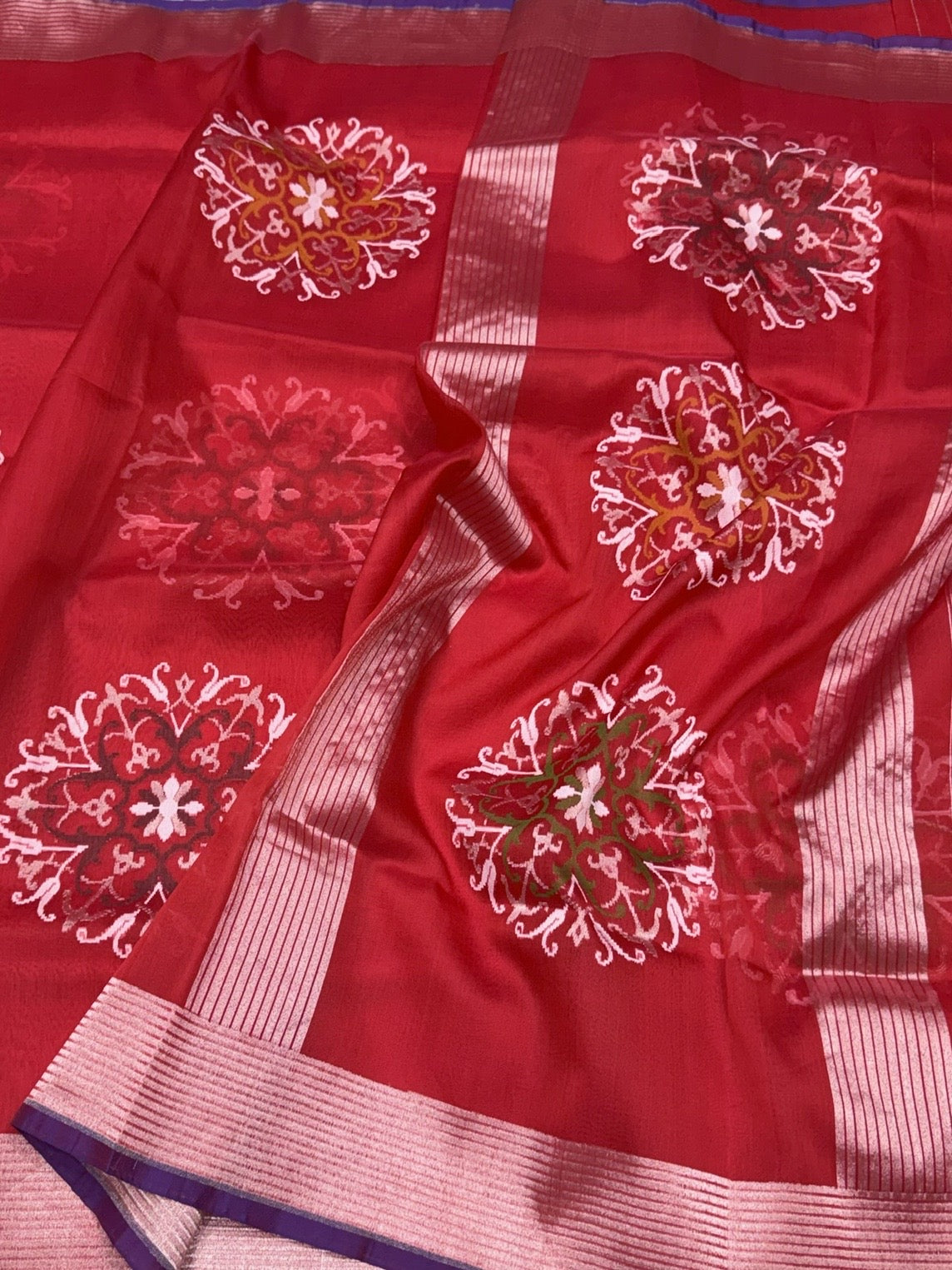Red Handwoven Pure Banarasi Organza Silk Saree