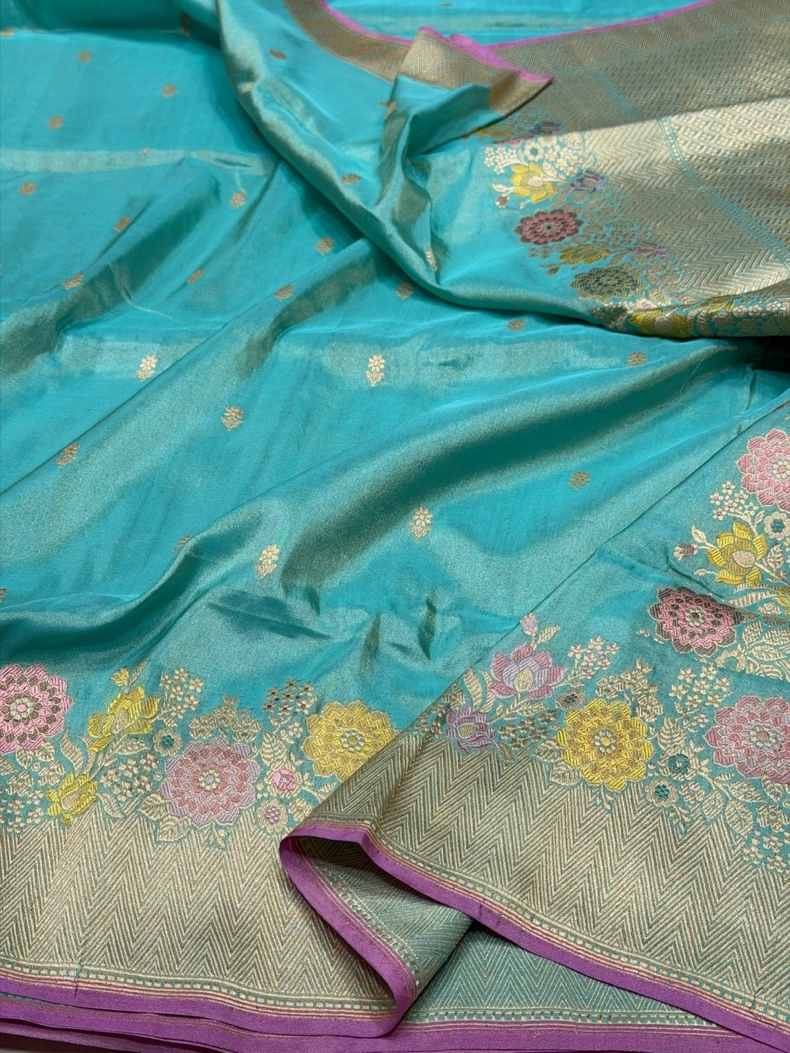 Sky Blue Handwoven Pure Banarasi Tissue Silk Saree – Kadwa Weave in 100% Katan Tissue Silk