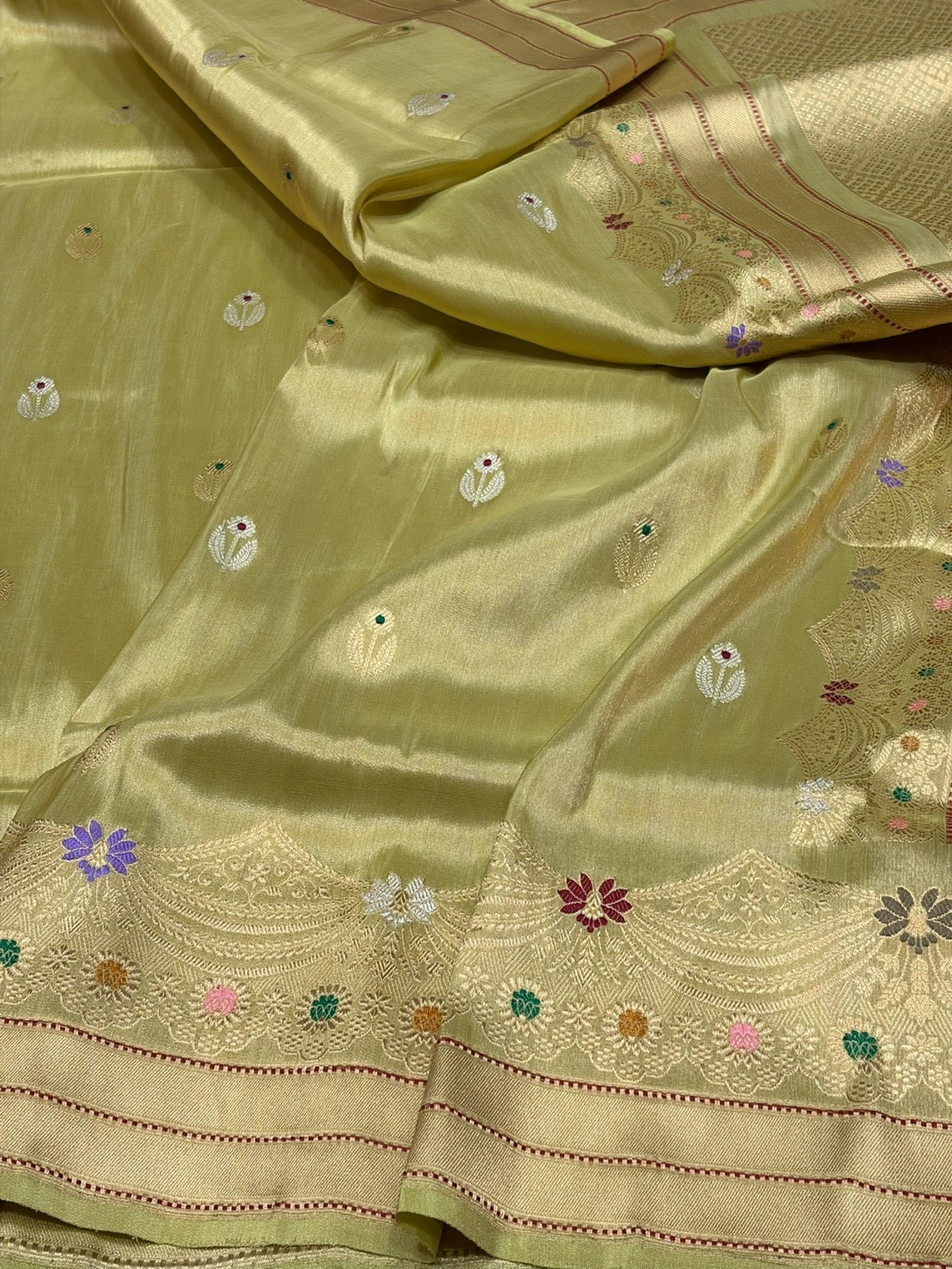 Pista Handwoven Pure Banarasi Tissue Saree