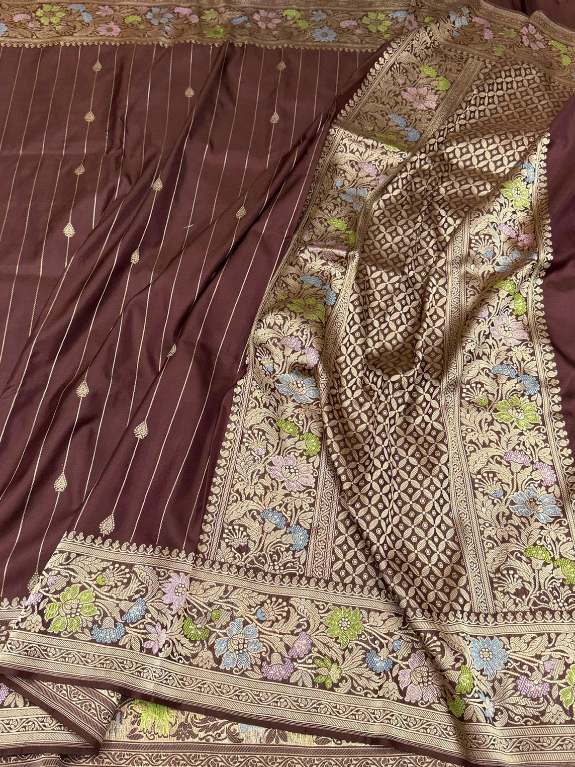 Chocolate Brown Handwoven Pure Banarasi Silk Saree – Katan Silk with Kadwa Weave & Skirt Pattern Design
