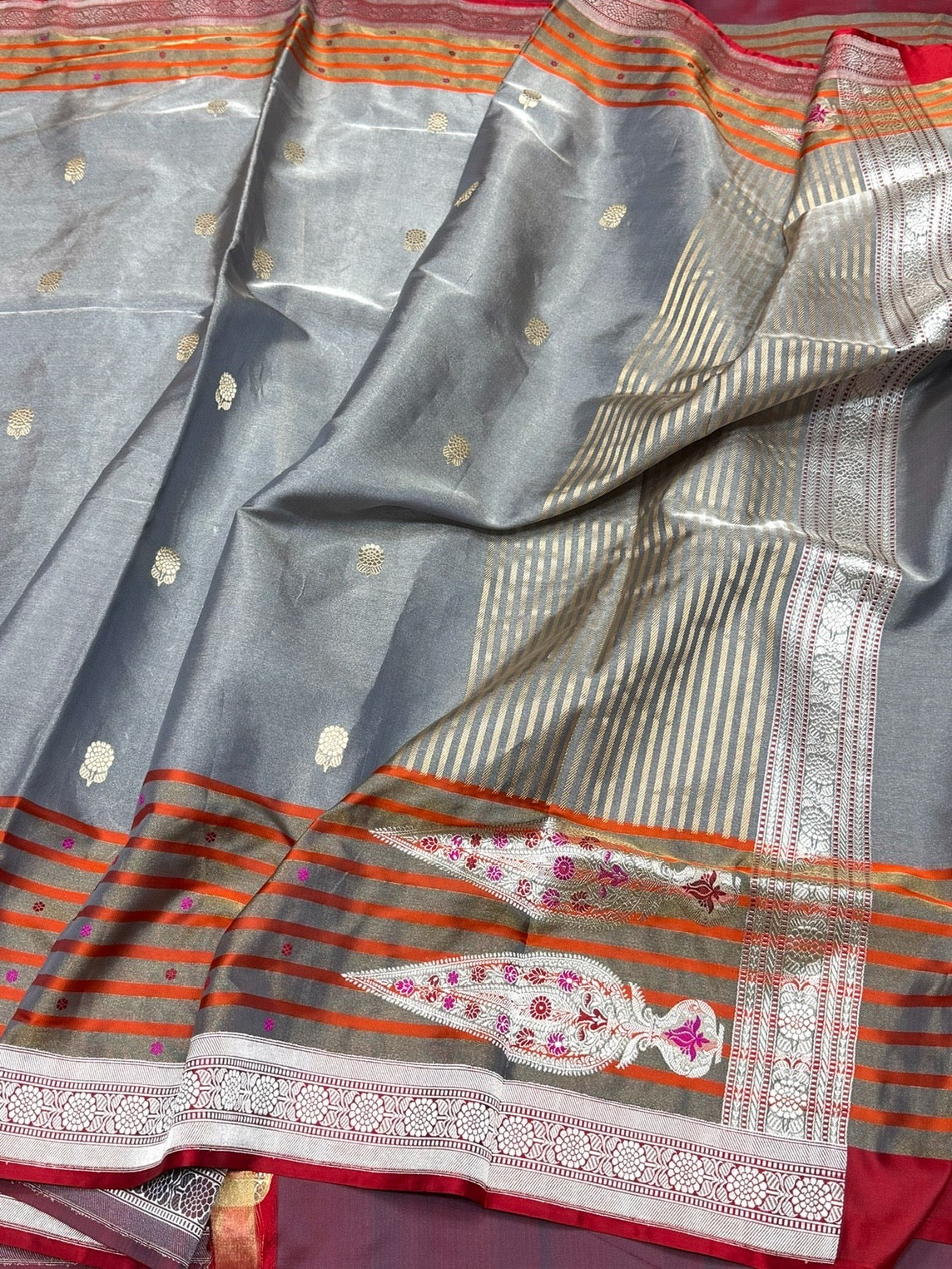 Grey Handwoven Pure Banarasi Ektara Tissue Saree | Lightweight Kadwa Katan Silk