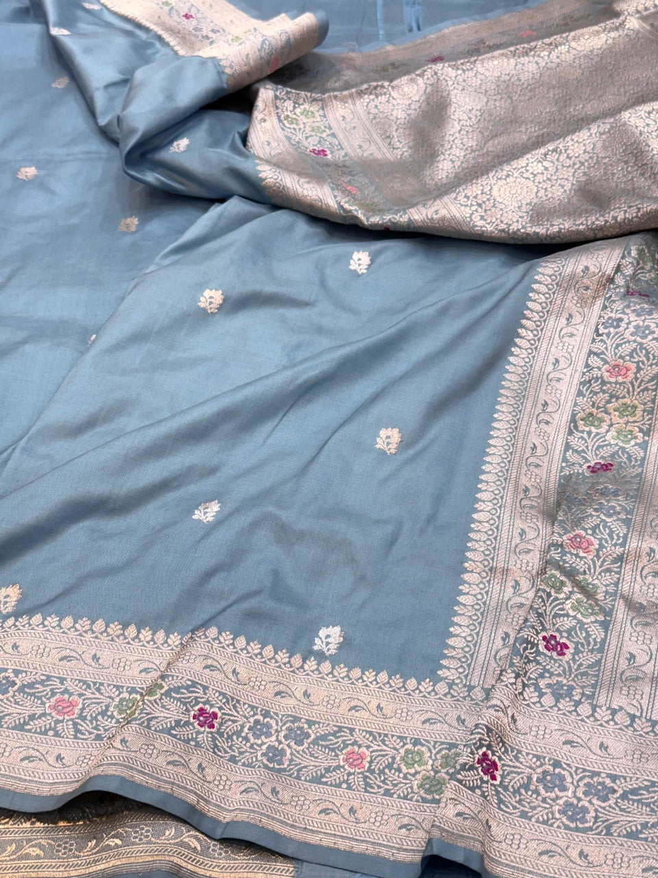 Handwoven Pure Banarasi Silk Saree