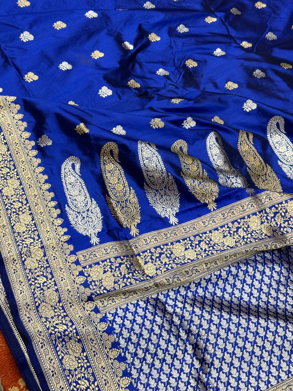 Handwoven Vintage Pure Silk Saree