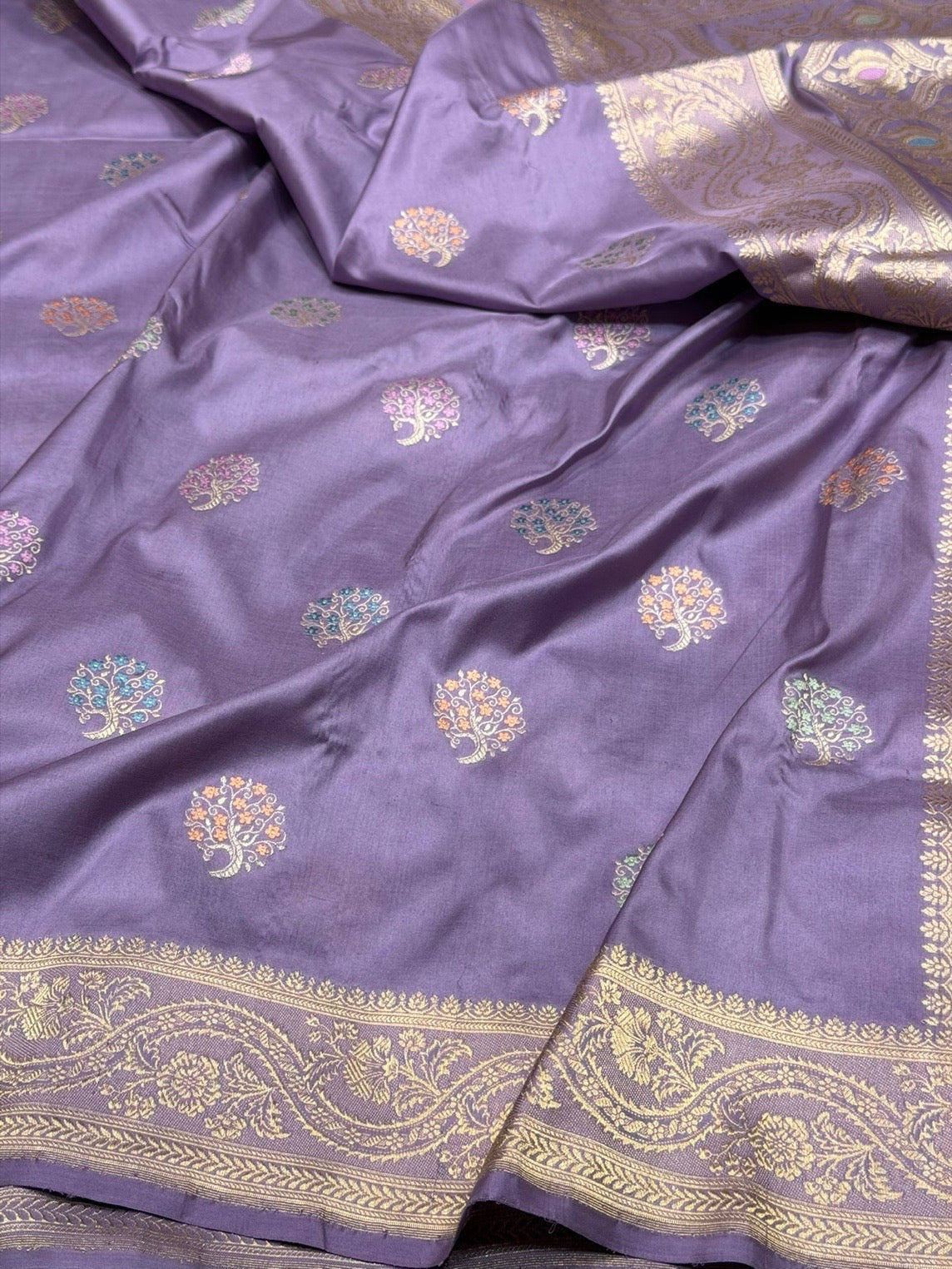 Lavender Handwoven Pure Banarasi Silk Saree