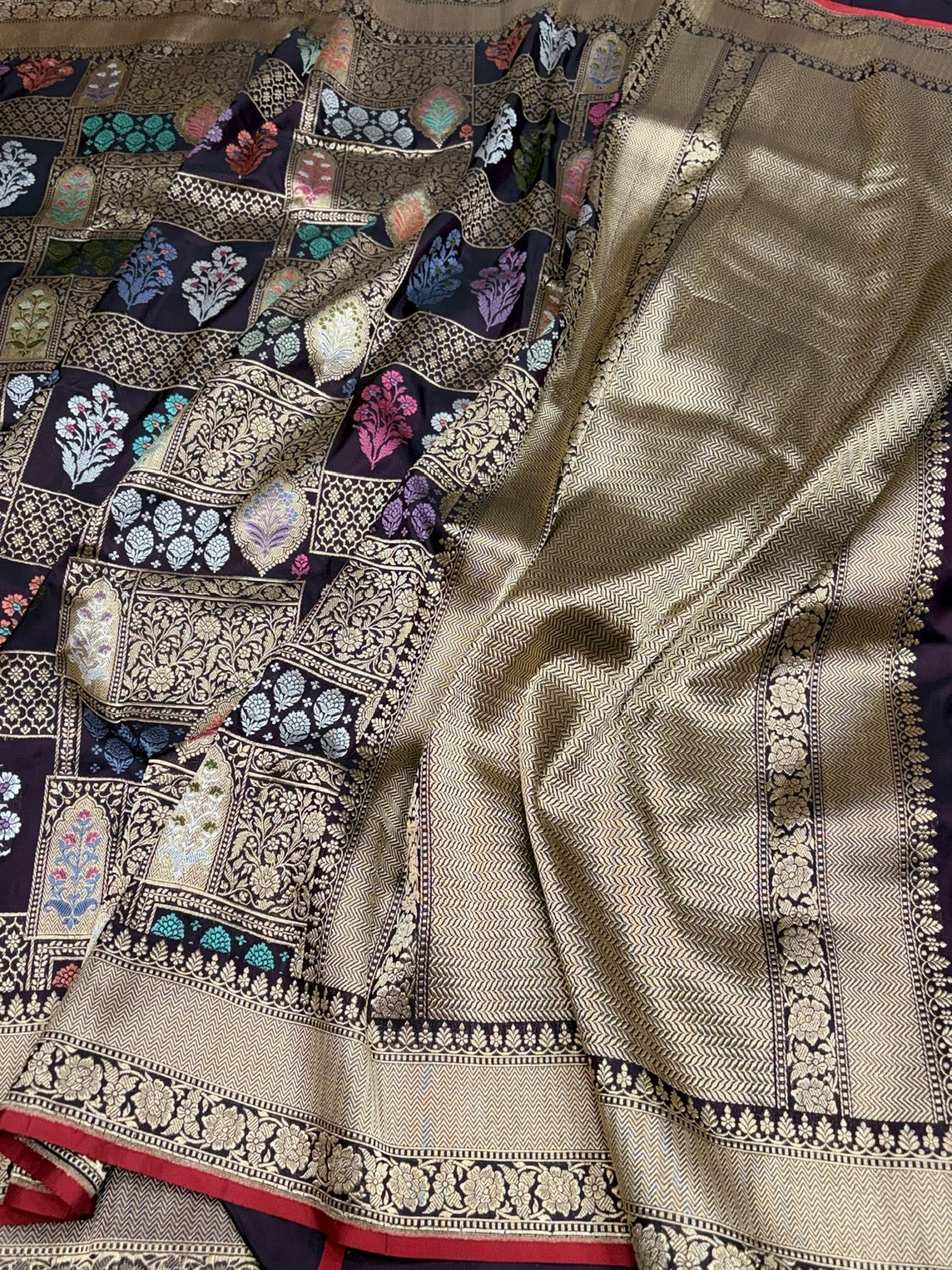 Wine Handwoven Pure Banarasi Rangkaat Silk Saree