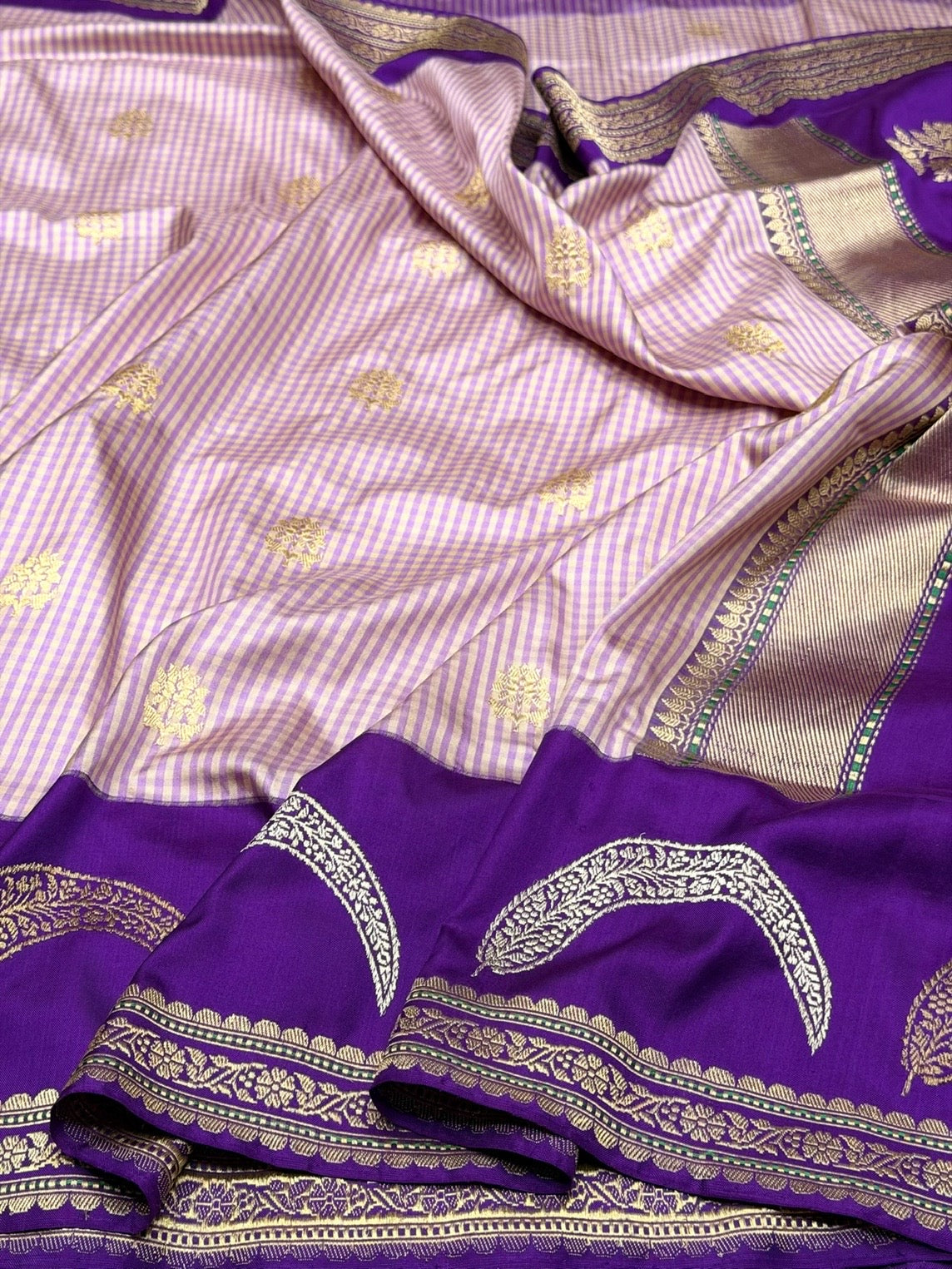 Purple Handwoven Pure Banarasi Ektara Silk Saree – Luxury Kadwa Weave