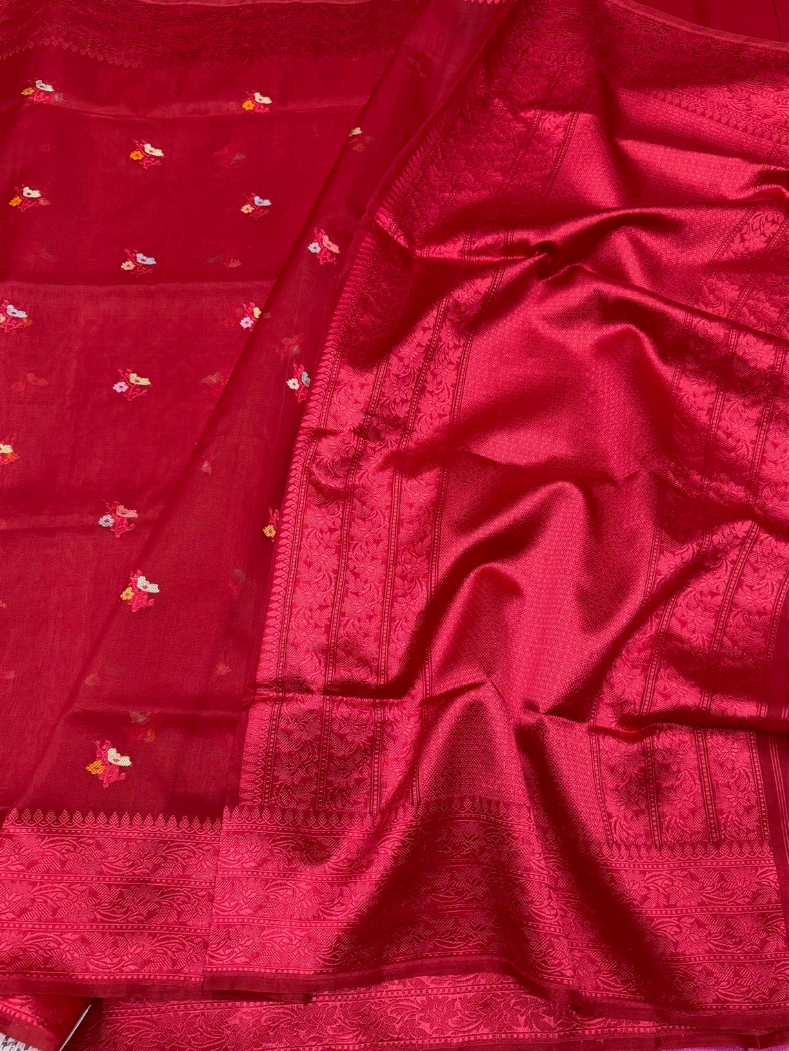 Red Handwoven Pure Banarasi Organza Silk Saree