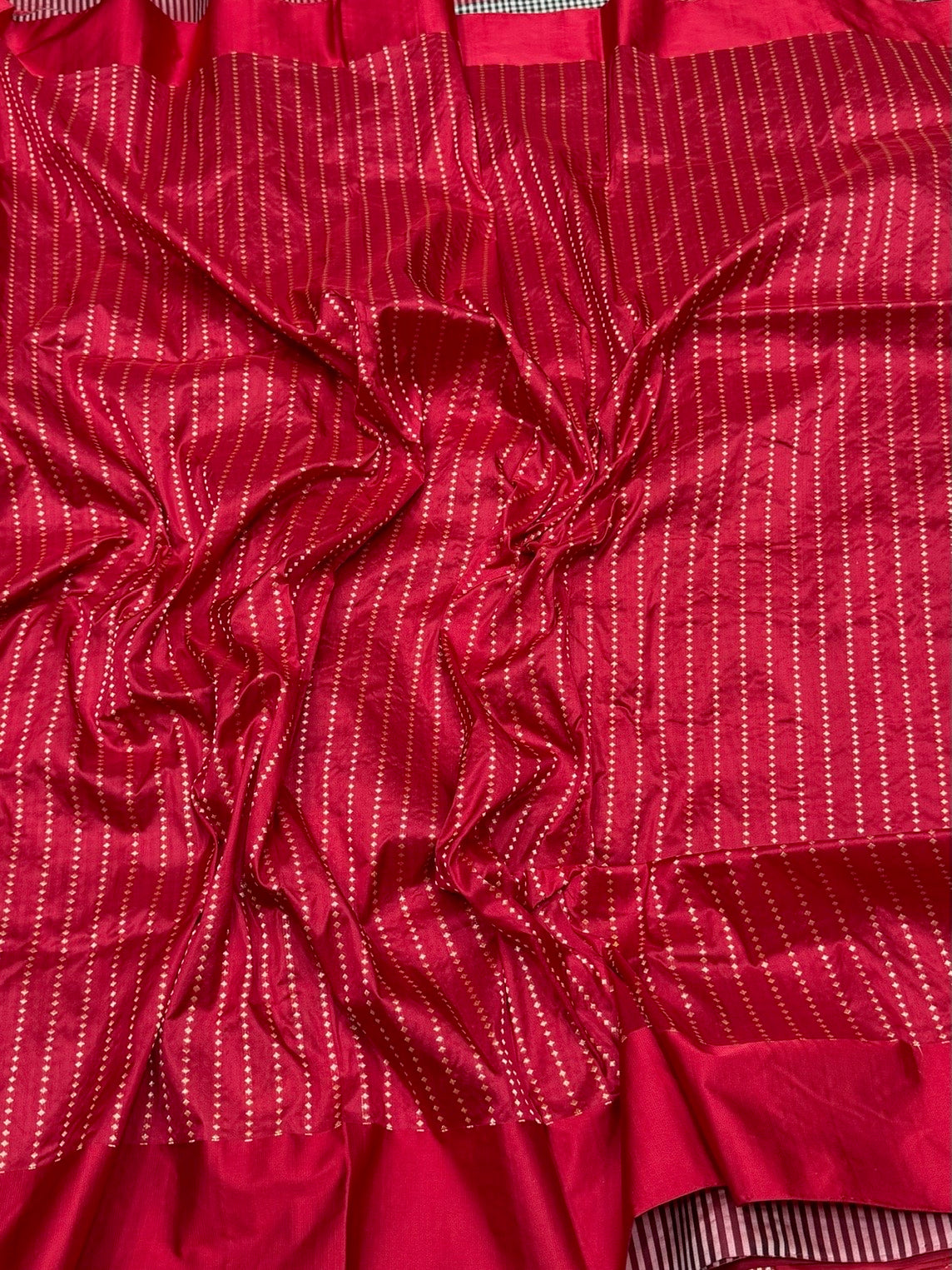 Black Handwoven Pure Banarasi Silk Saree
