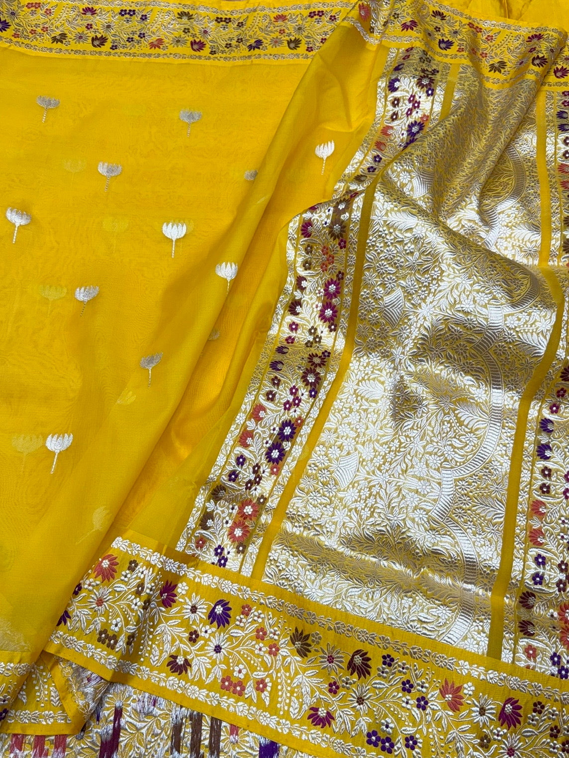 Yellow Handwoven Pure Organza Silk Saree