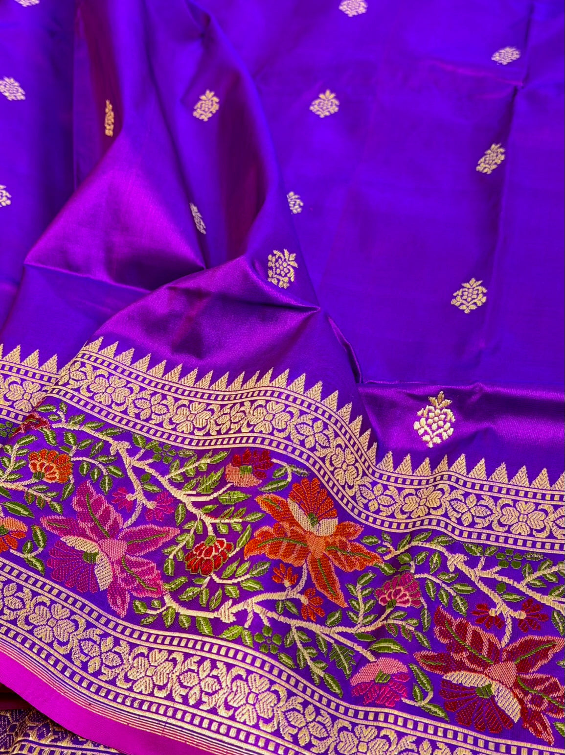 Purple Handwoven Pure Banarasi Satin Silk Saree