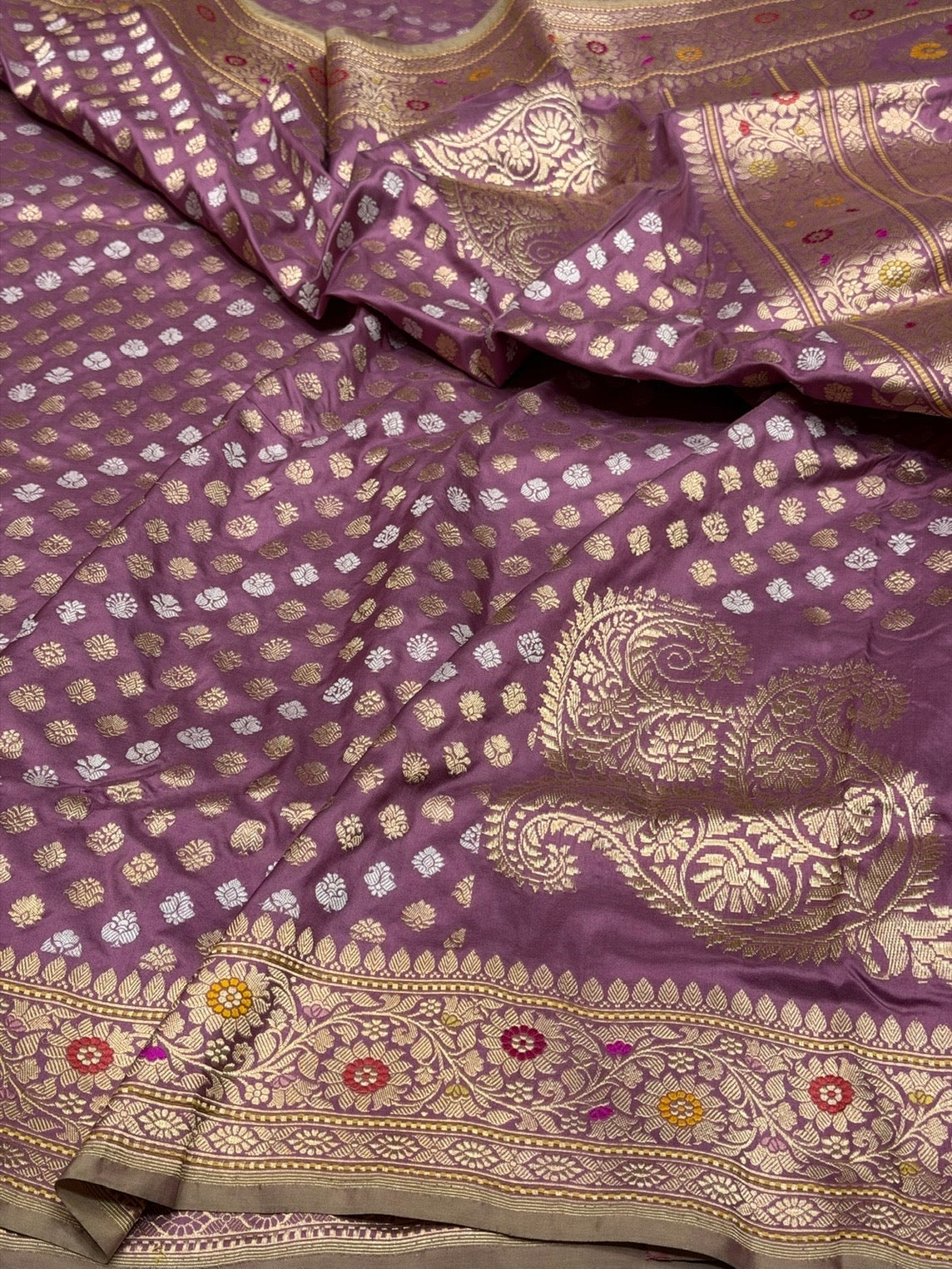 Plum Purple Handwoven Pure Banarasi Silk Saree