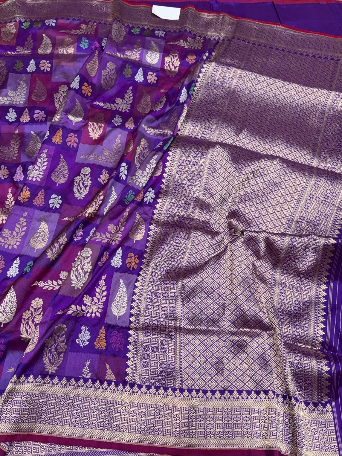Purple Rangkaat Handwoven Pure Banarasi Silk Saree