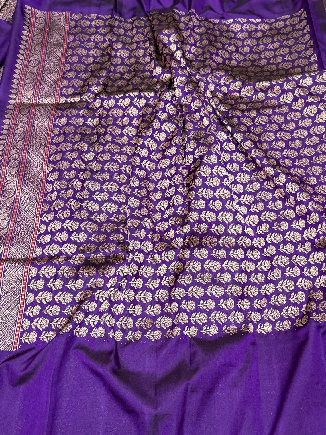 Purple Handwoven Pure Banarasi Ektara Silk Saree