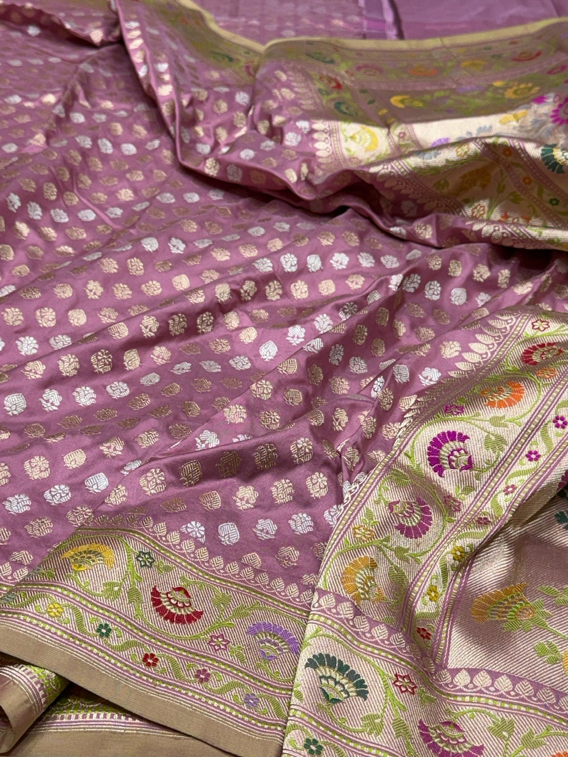 Gajiri Pink Handwoven Pure Banarasi Silk Saree – Kadwa Weave in 100% Katan Mulberry Silk