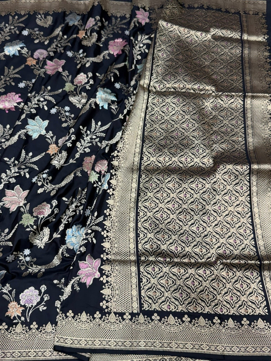 Black Handwoven Pure Banarasi Silk Saree