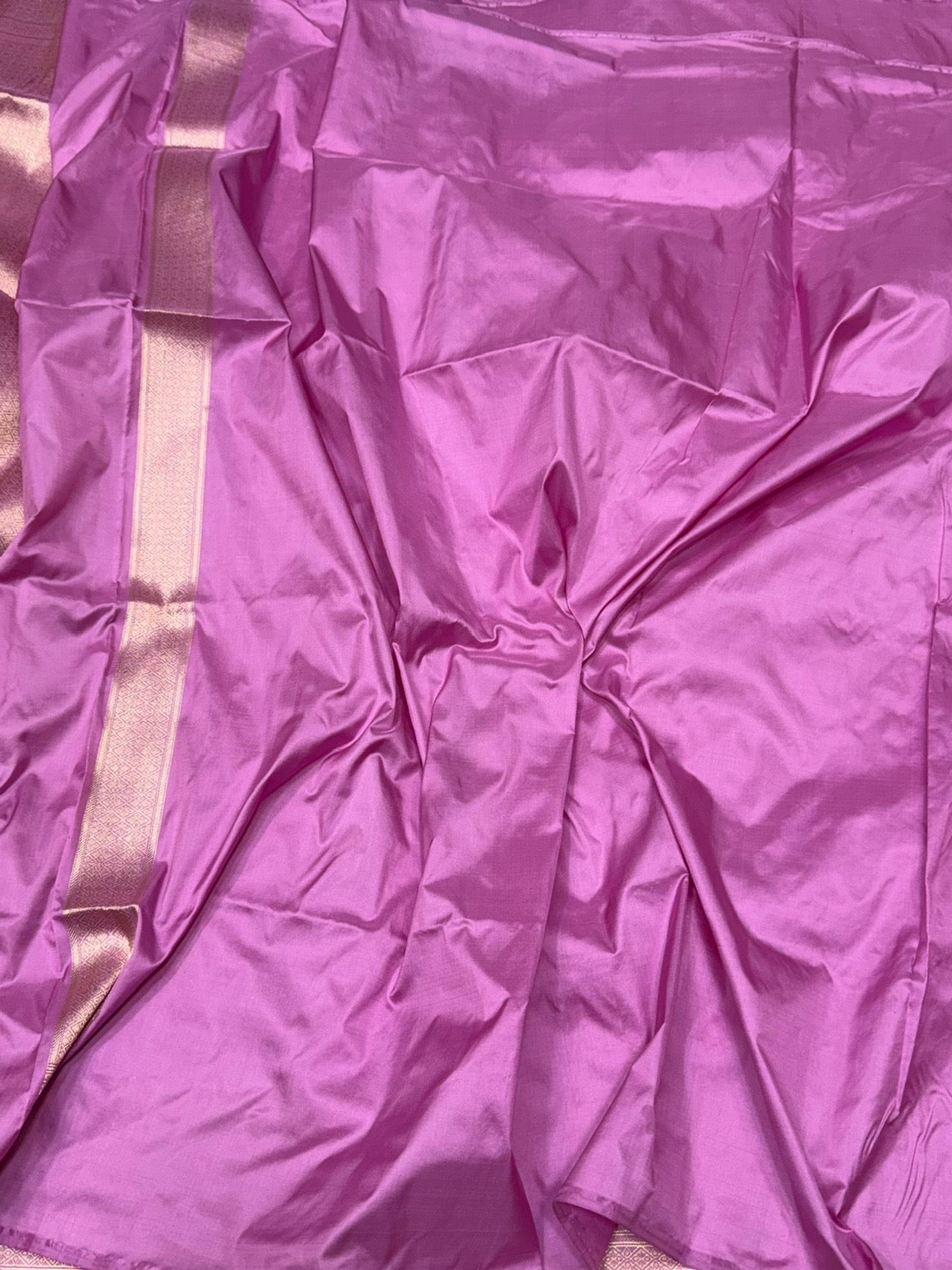 Pastel Pink Handwoven Pure Banarasi Silk Saree – Katan Silk, Kadwa Weave & Traditional Craftsmanship