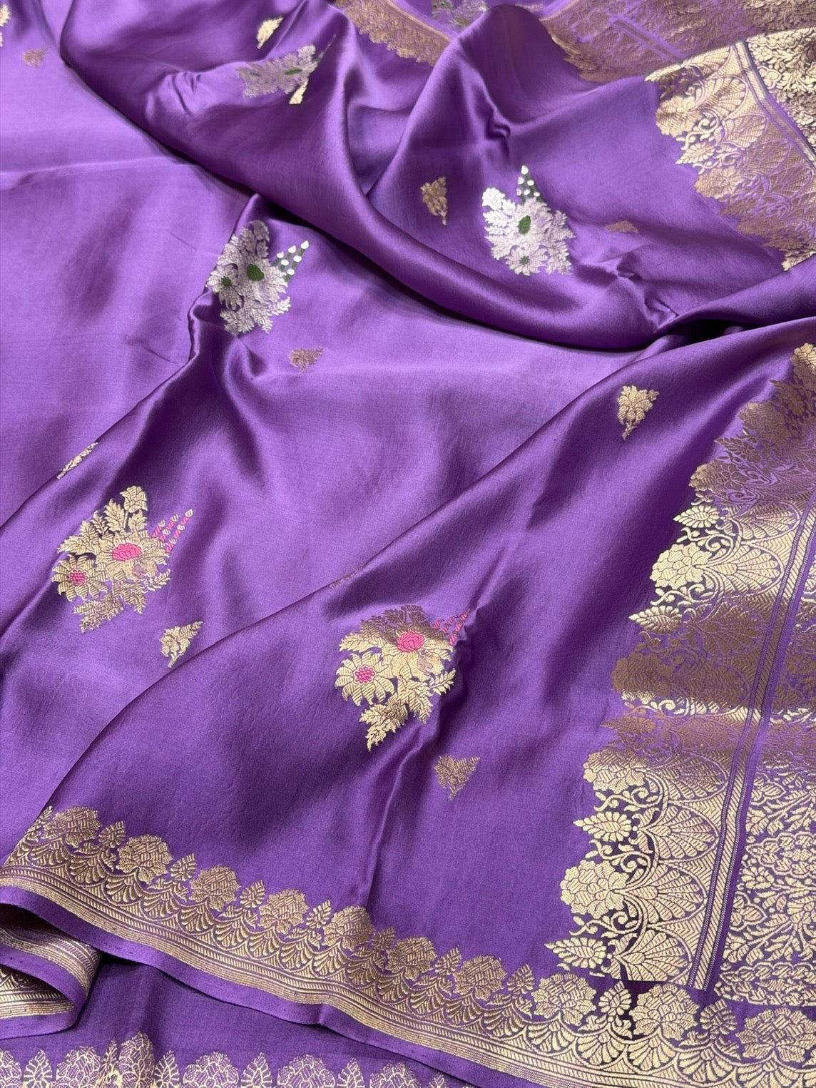 Lavender Handwoven Pure Mashru Banarasi Satin Silk Saree