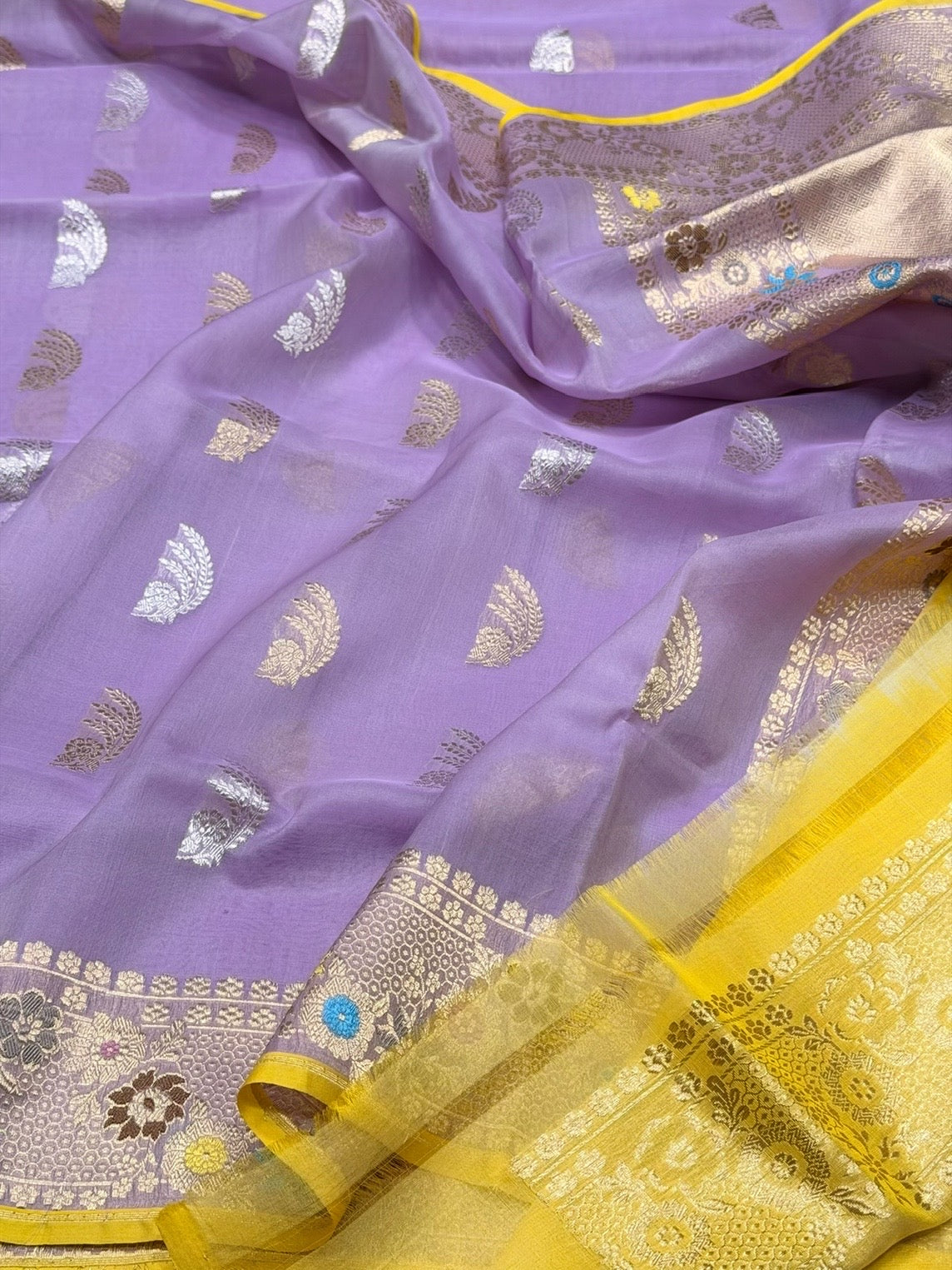 Lavender Handwoven Pure Organza Silk Saree