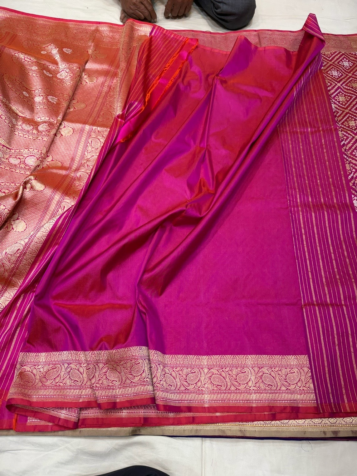 Rani Pink Handwoven Pure Banarasi Silk Saree